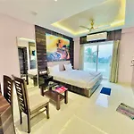 Hotel Rohan Rohini Inn