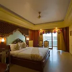 Nrs Royal Palace