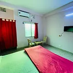 Hotel Falcon House ! Puri