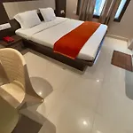 Hotel Home Town Puri Near Golden Beach And Temple - Fully-Air-Conditioned-With-Lift-Wifi-Home Style-Food Menu-And Parking Facilities - Book Now