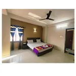Hotel Uk Palace Puri Near Sea Beach Sea View Room - Luxury & Spacious Room - Near Temple With Prime Location Wifi- Lift And Parking Facilities - Book Now