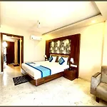 A-P Hotel Near-Golden-Sea-Beach-And Temple-With-Lift-Wifi-Restaurant-Breakfast Included