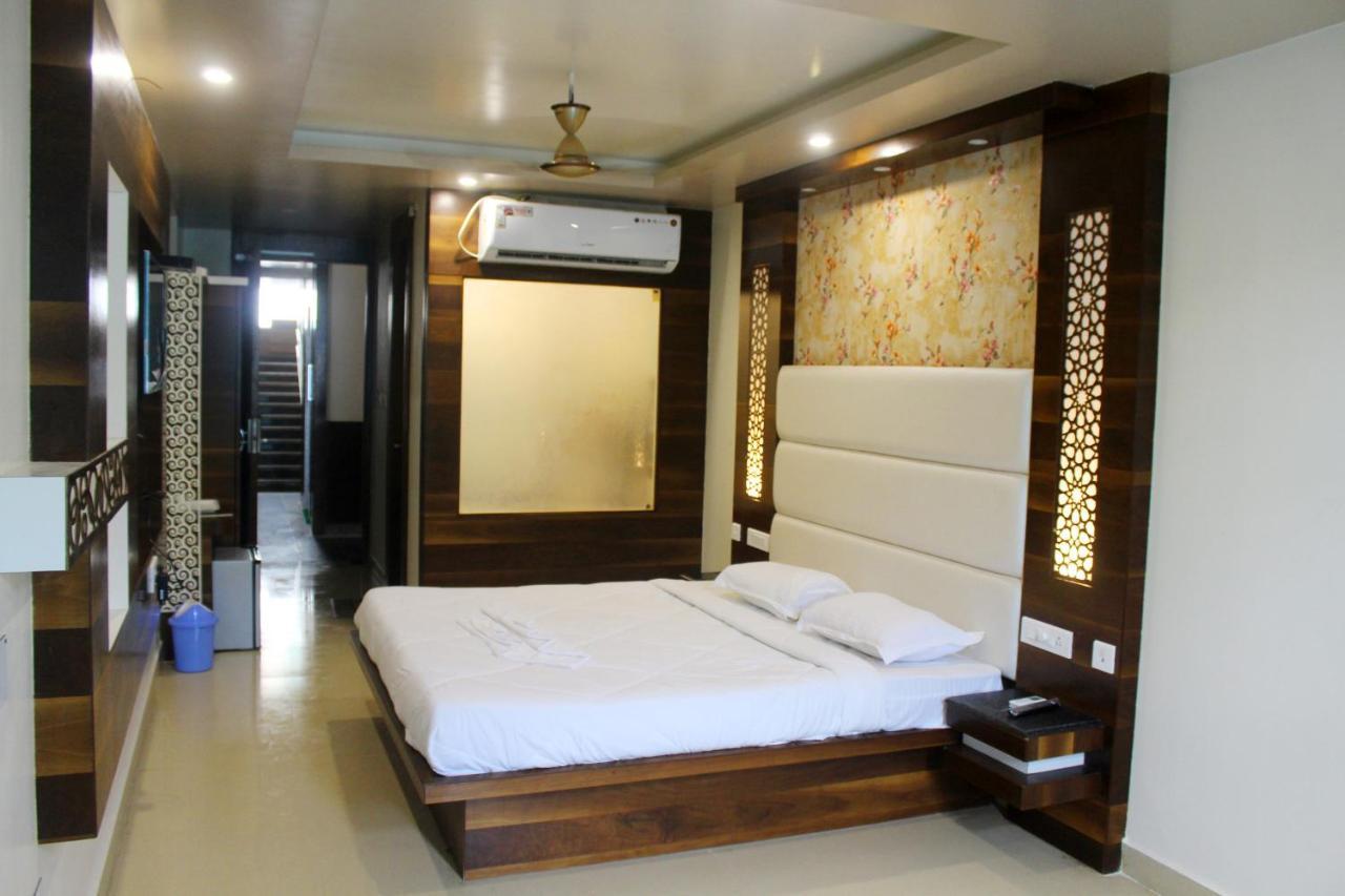 New Horizons Puri Hotel