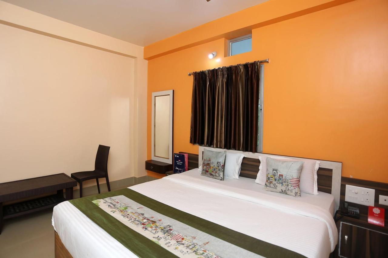 Oyo 9197 Krishna Residency 3*