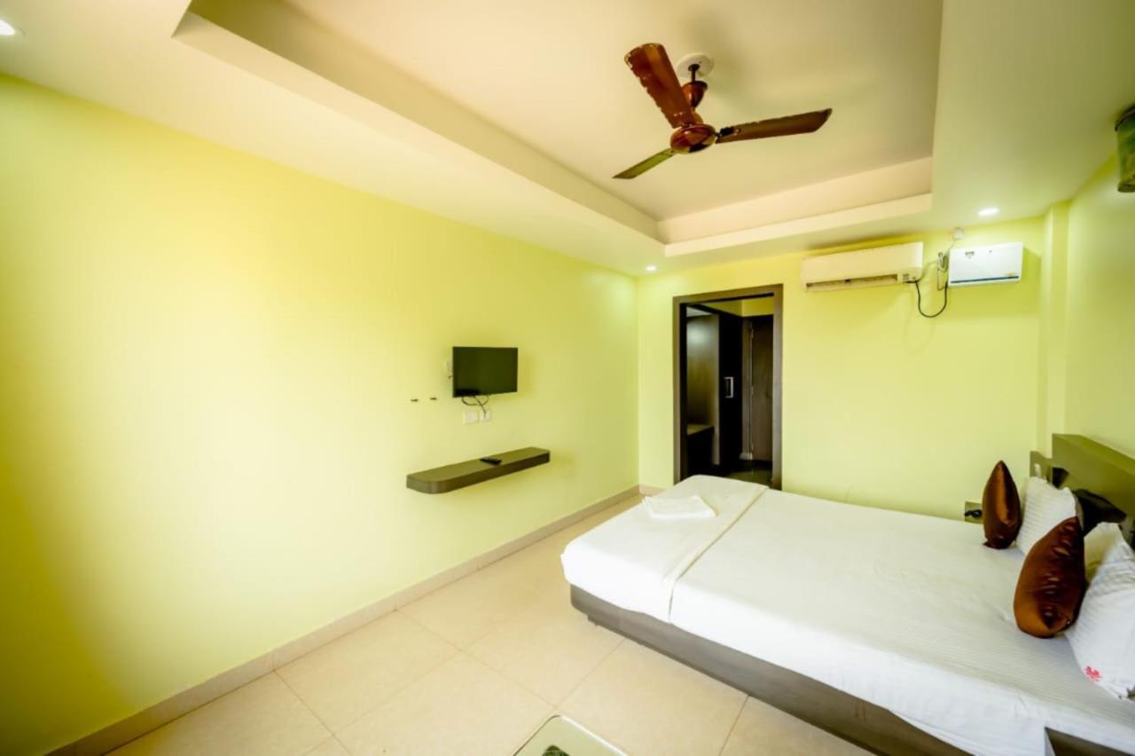 Hotel Goroomgo Deep Ganga Near Sea Puri