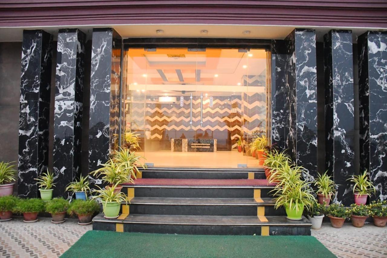 Tara Palace Puri