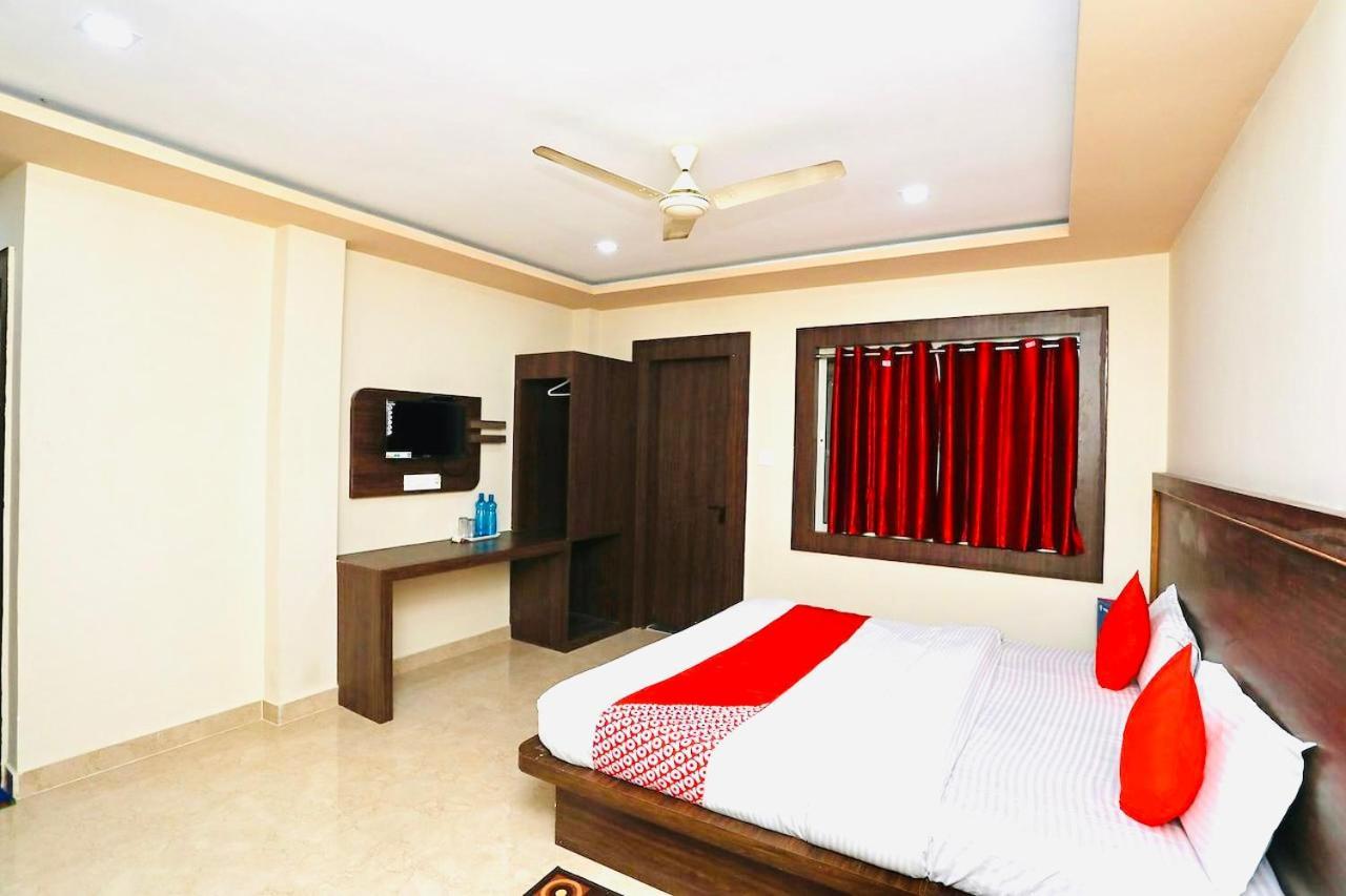 Galaxy International ! - Shriyash Group Hotel *
