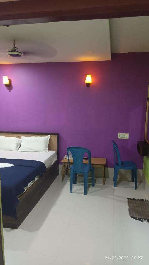 Goroomgo Basera Near Sea 3*