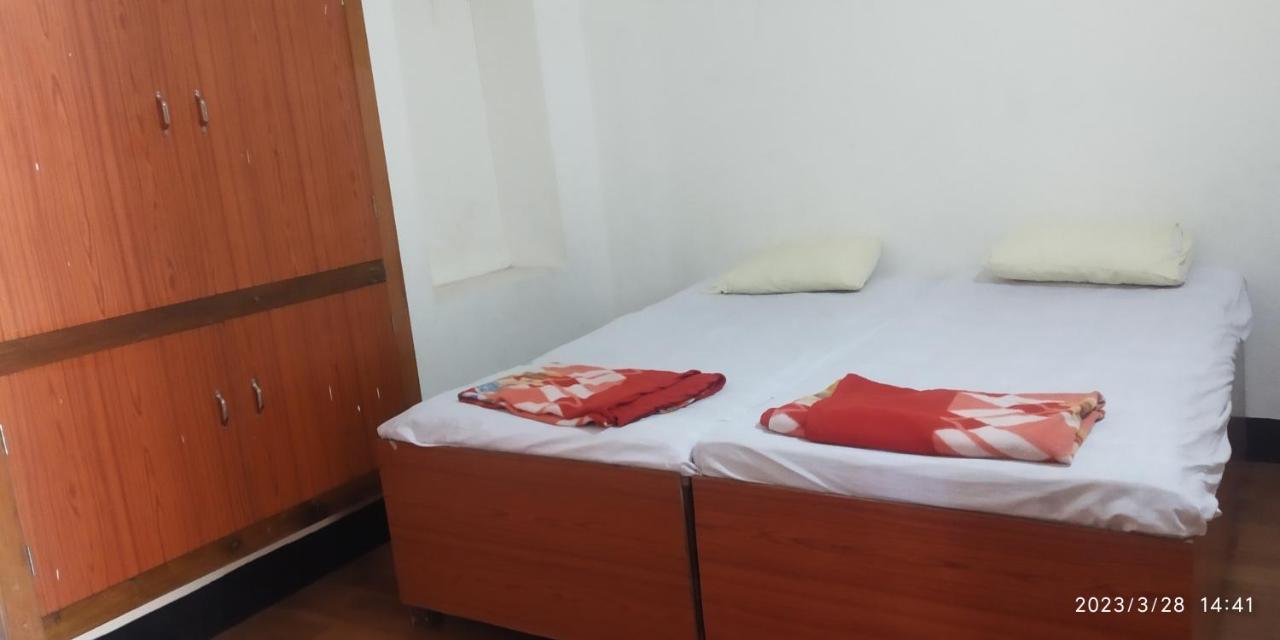 Guest house Bhuban Mohan *