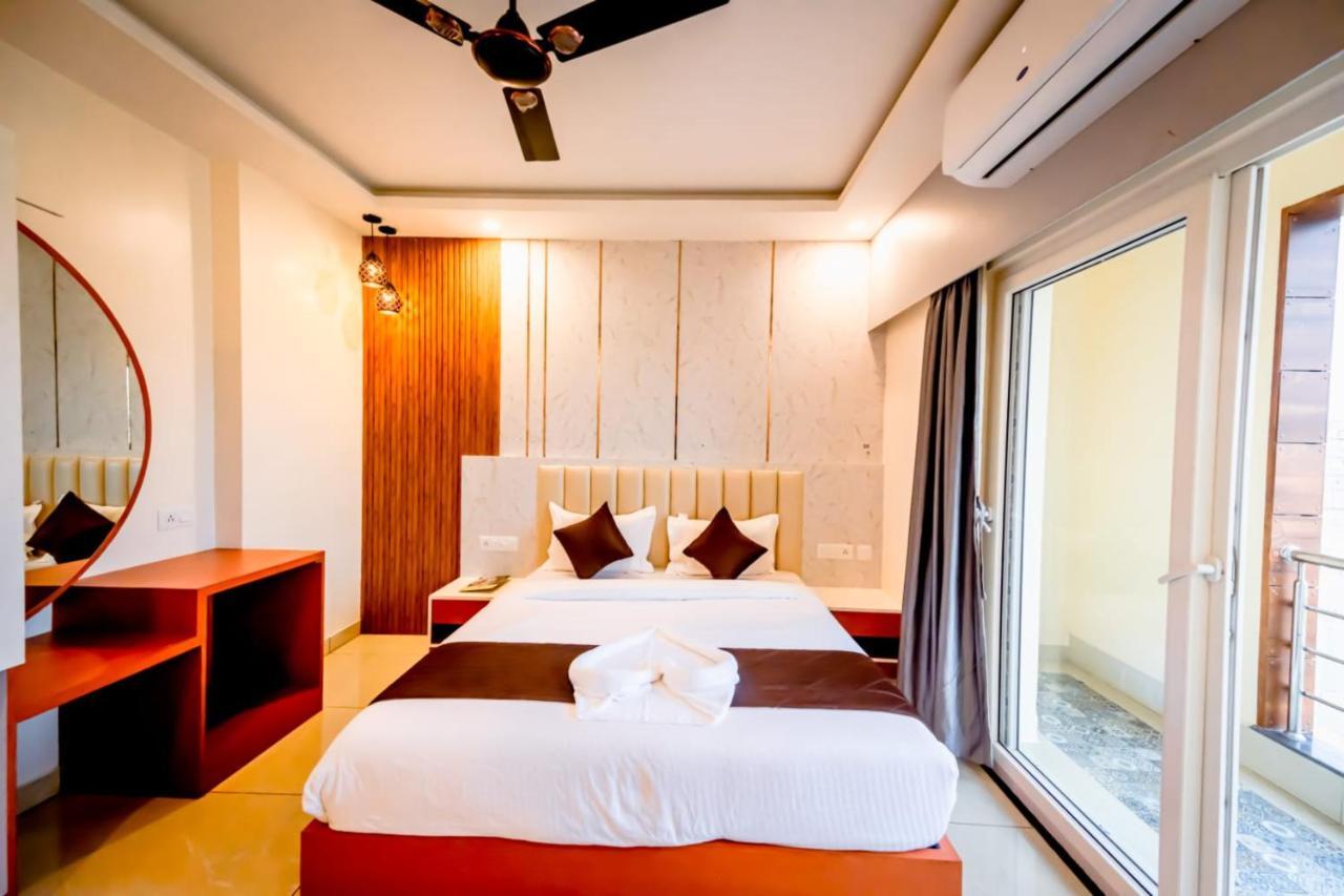 Hotel Goroomgo Shree Gajanana Near Sea