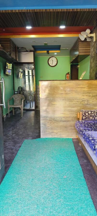 Hotel Samrat