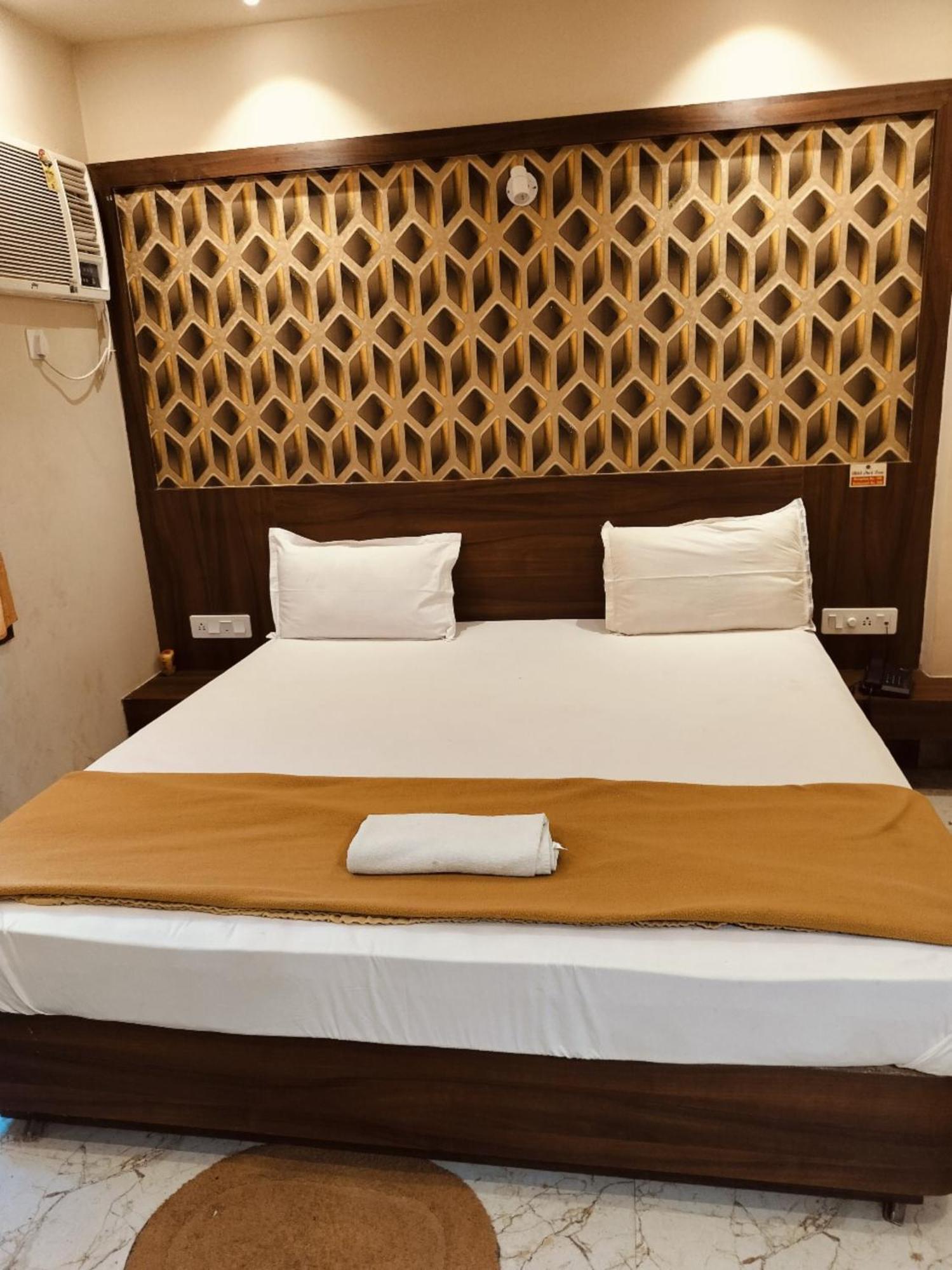 Park View - Lift Facilities- Near Sea Choice Of Travellers By Morservices Puri