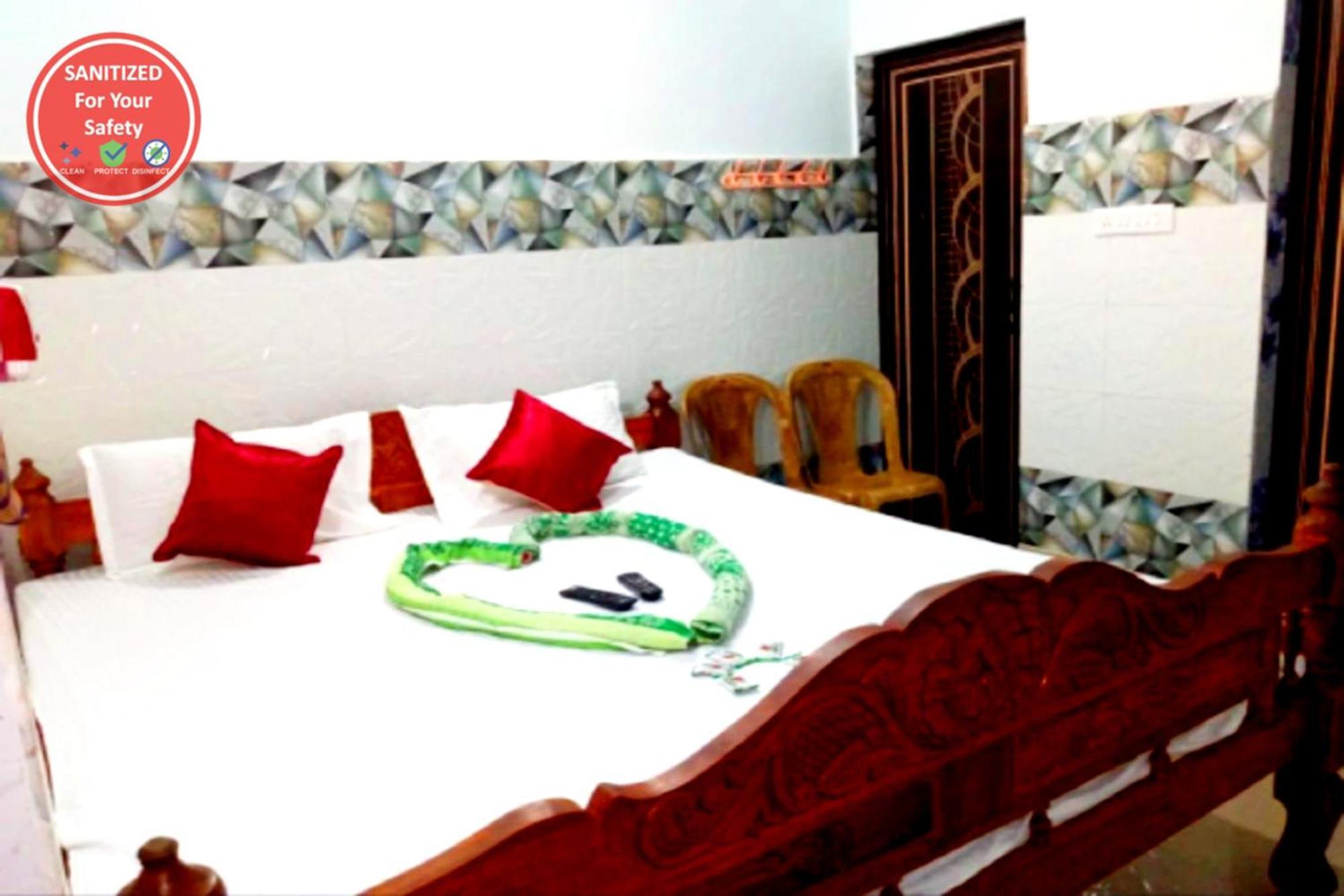Goroomgo Pranab Sadan Near Kamakhya Temple - Near Sea & Temple Hotel 3*