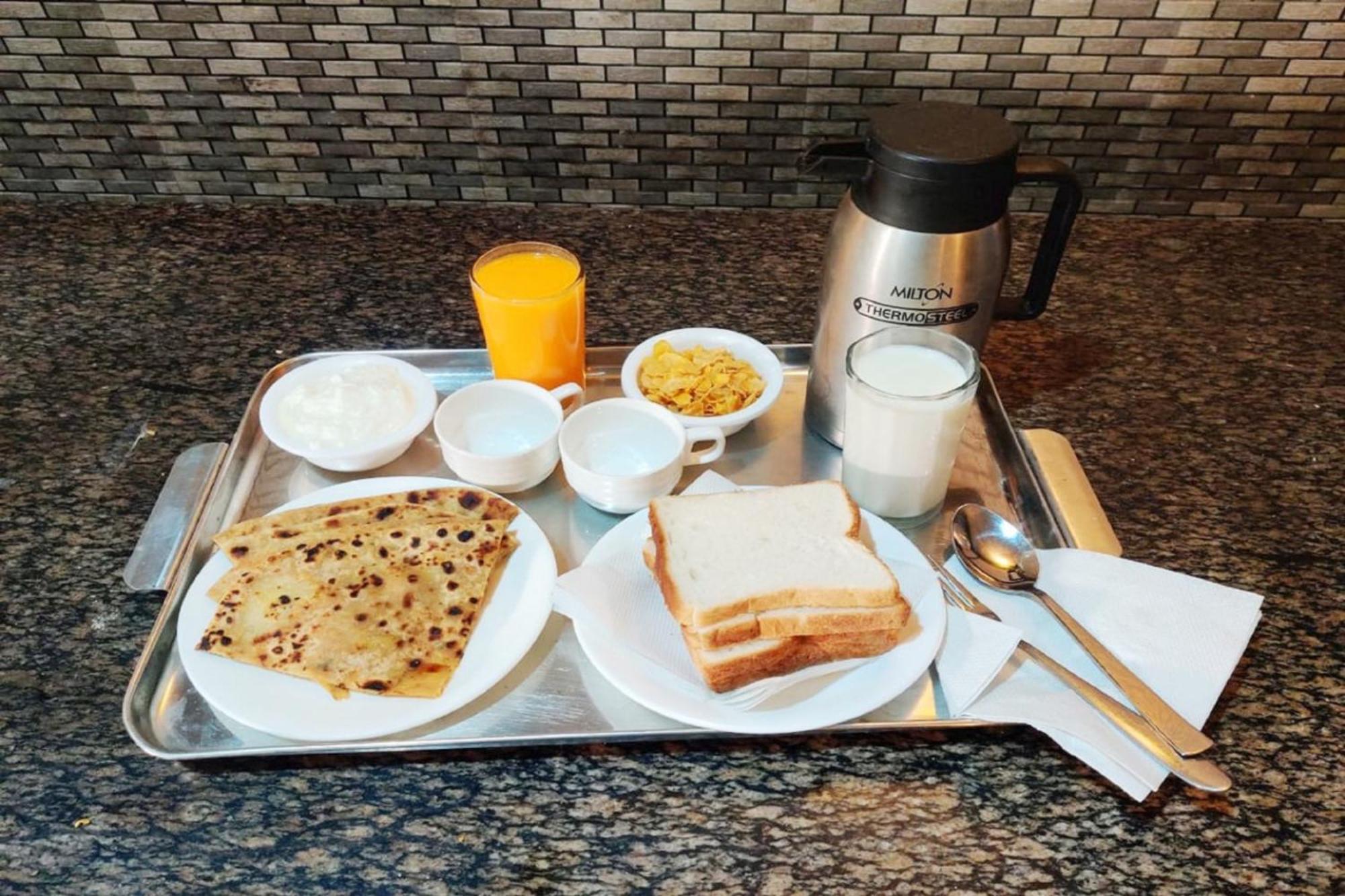 Park View - Lift Facilities- Near Sea Choice Of Travellers By Morservices 3* Puri