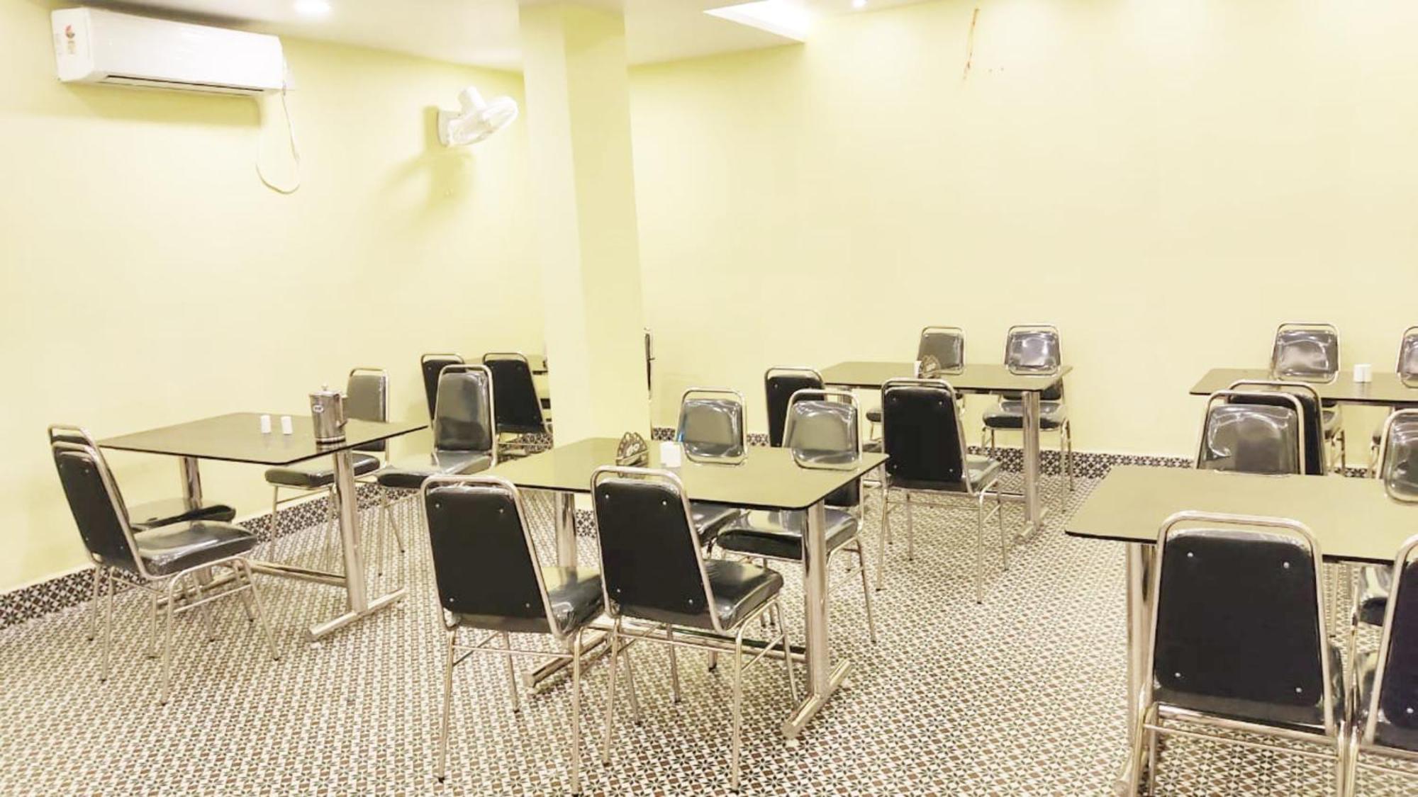 R R Fully-air-conditioned-hotel Card Payment Accepted Near-sea-beach-&-temple With-lift-and Restaurant-availability 3*