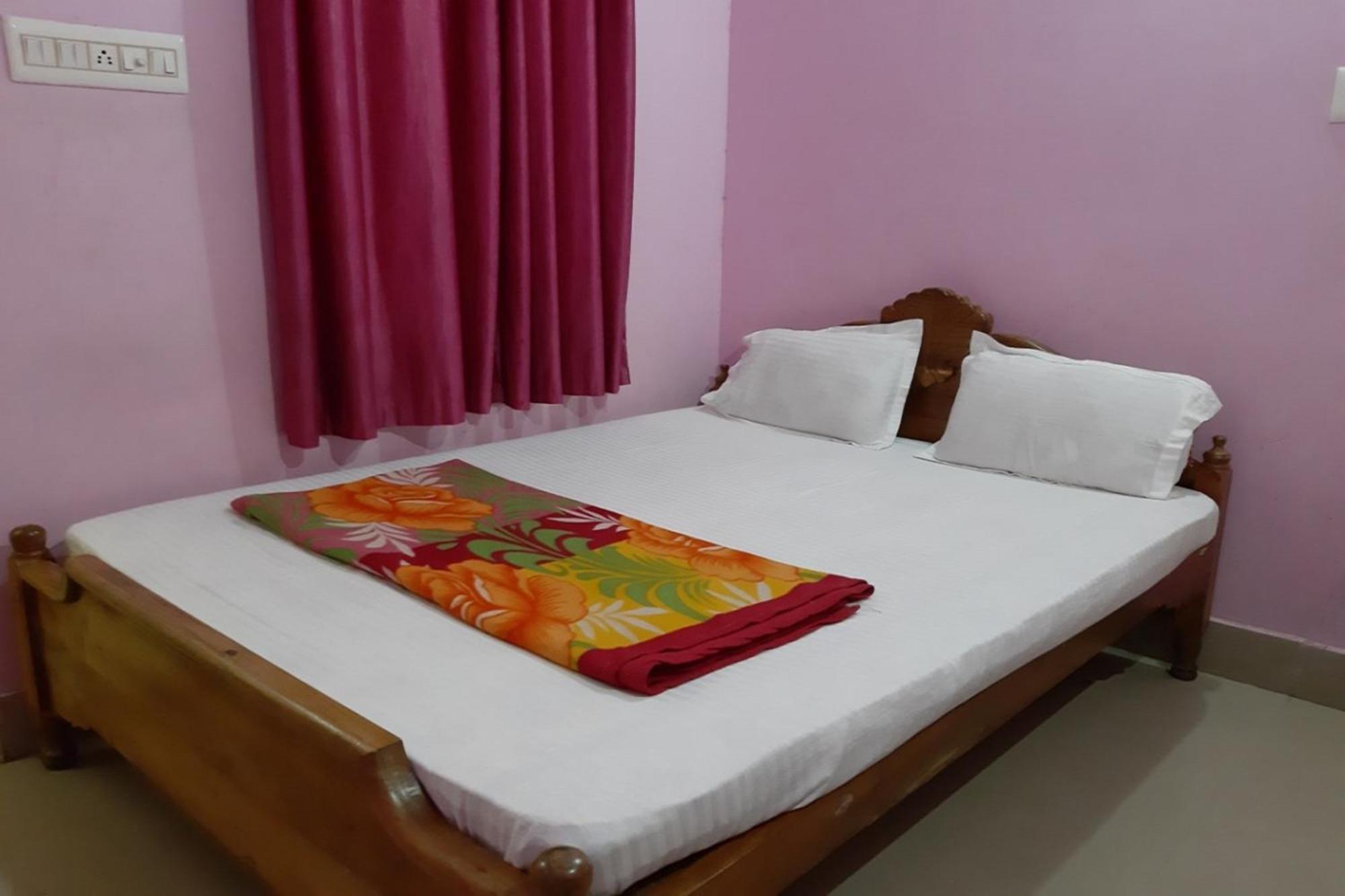 Hotel Star Lodge-near Temple-best Choice Of Travellers By Morservices Puri