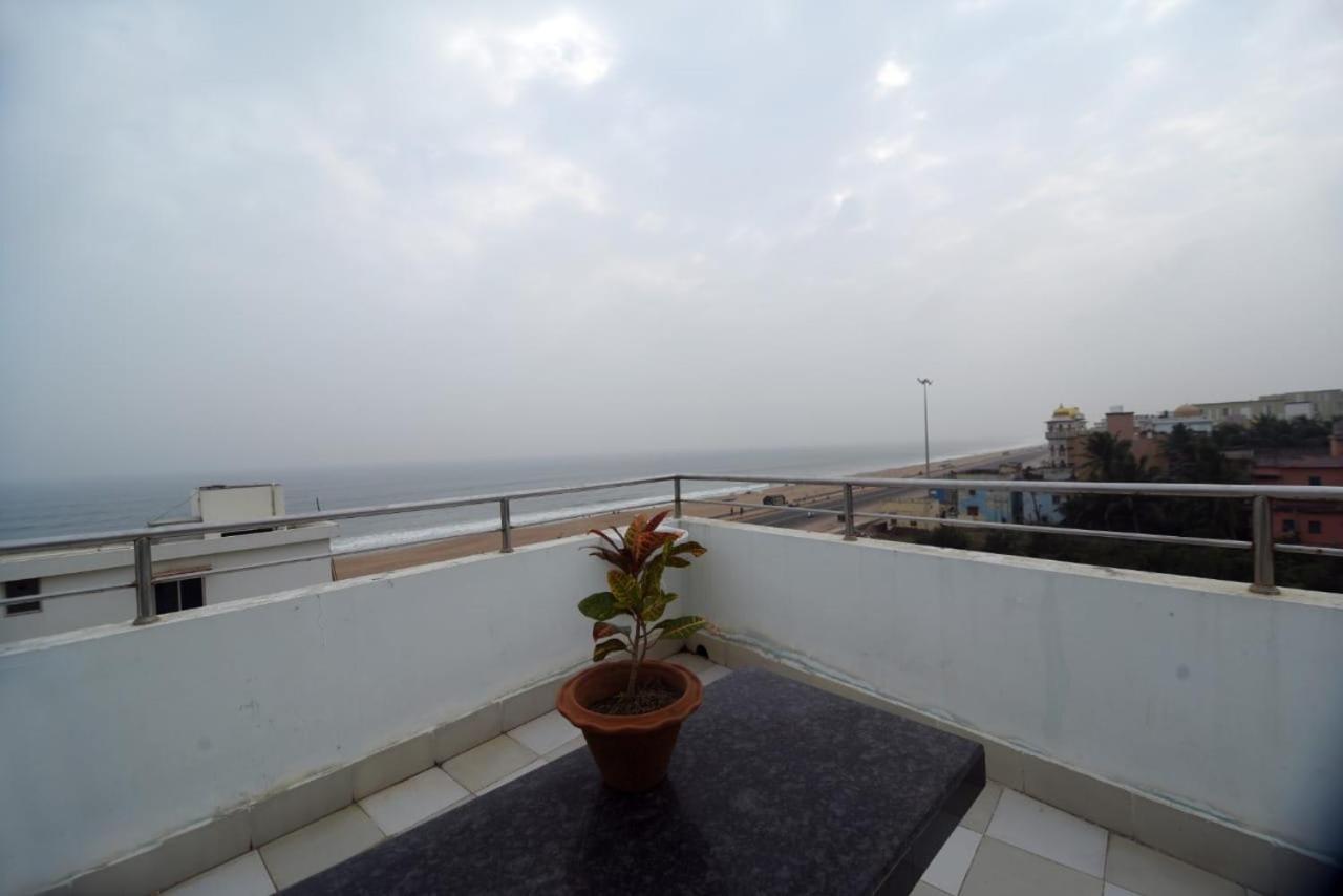 Hotel Light House 2*