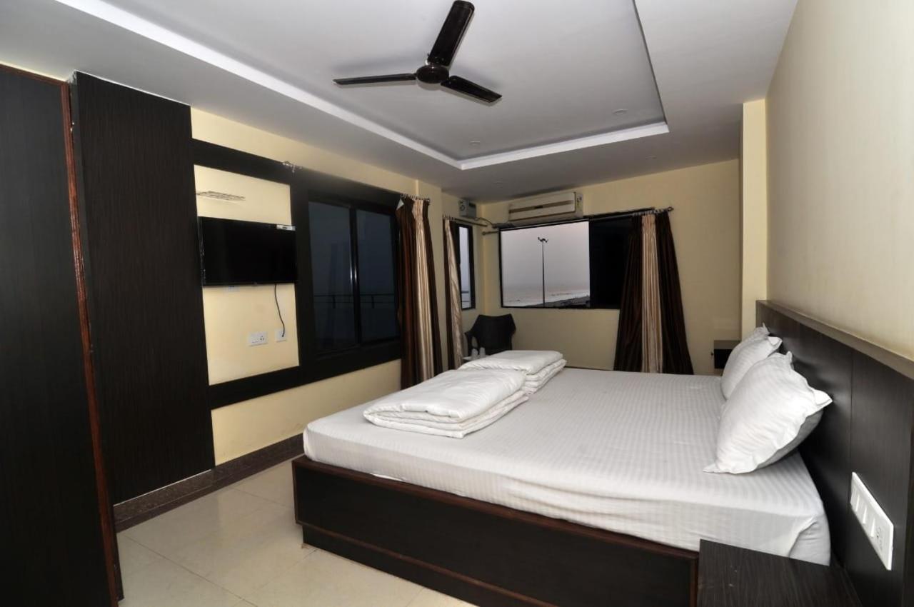 Light House Hotel 2*