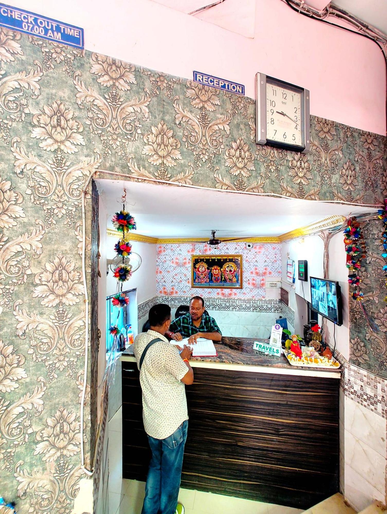 Hotel Beach Heaven Puri Near Golden Beach And Shree Jagannath Temple - Fully Air Conditioning Rooms - Good And Spacious Room - Excellent Customer Service Awarded - Best Seller 4*