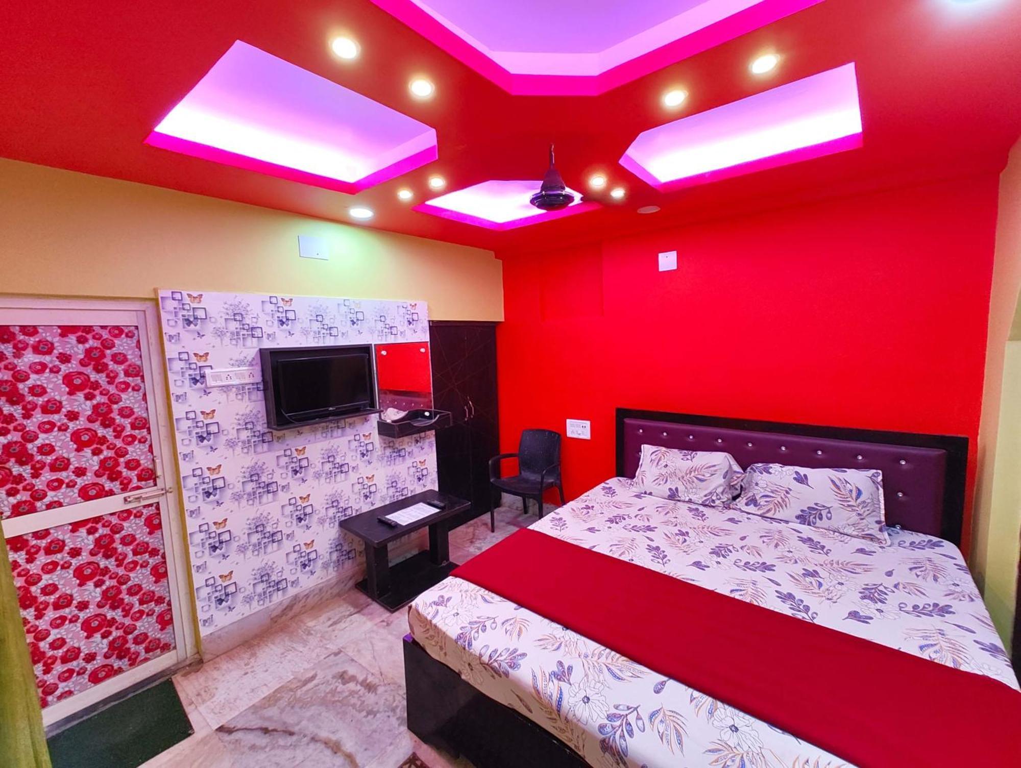 Hotel Goroomgo New Ashok Royal