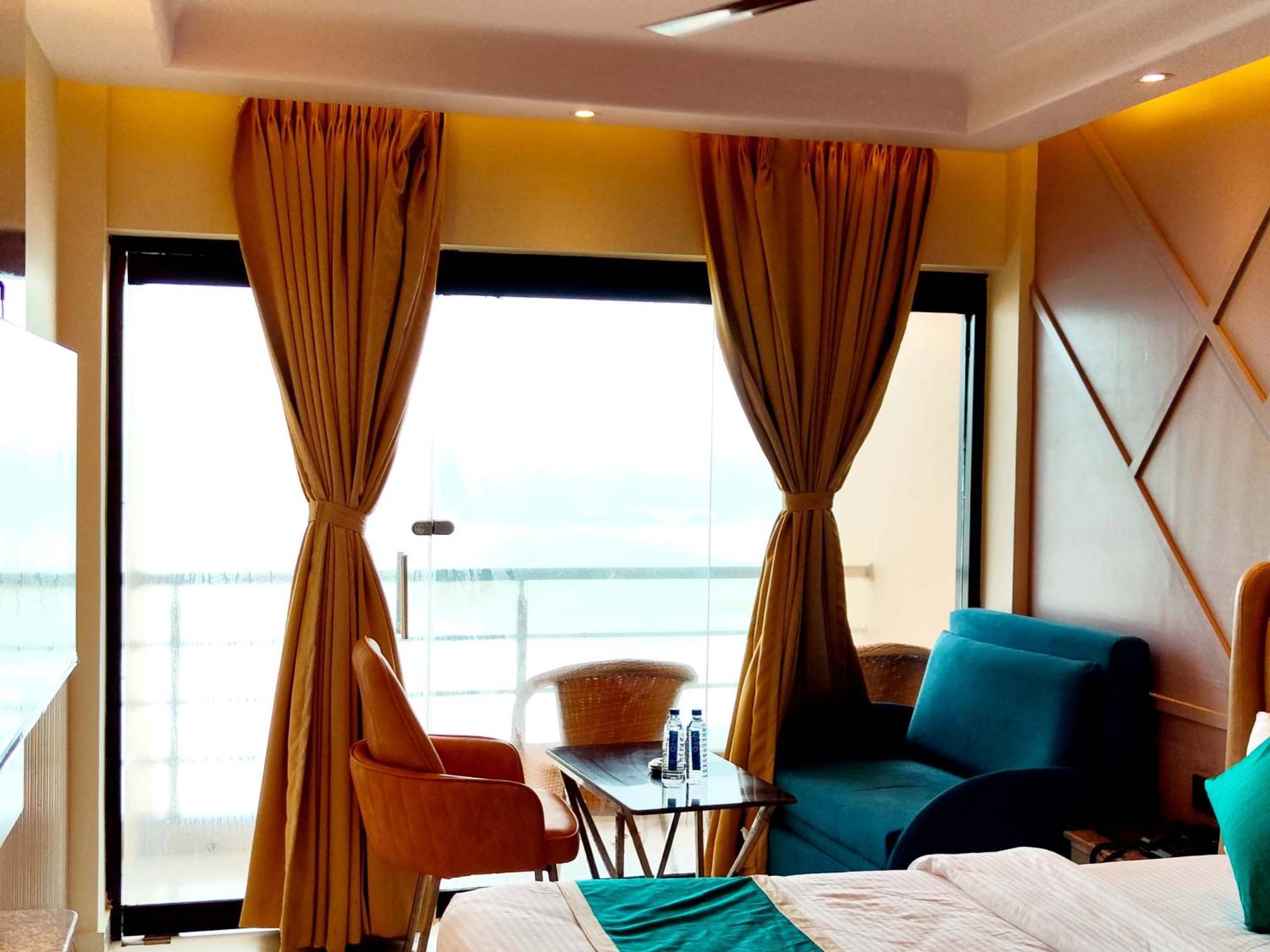 Hotel Sea View Hotel Dreamland Near Jagannath Temple - Lift-Wifi-Parking And Restaurant Facilities - All Room Sea Facing With Attached Balcony - Top Rated Luxuary Hotel In Puri Puri
