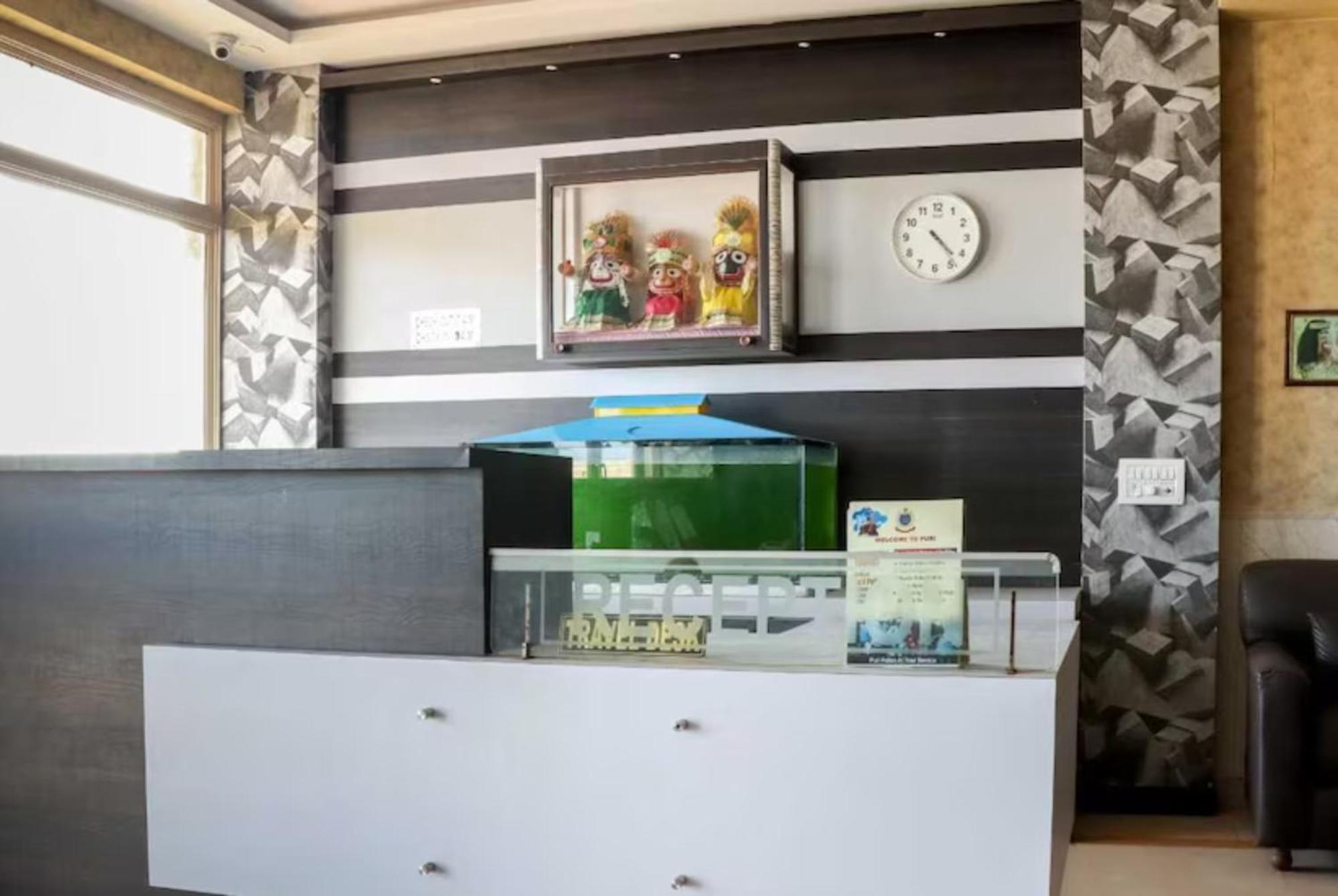 Sea View Hotel Dreamland Near Jagannath Temple - Lift-Wifi-Parking And Restaurant Facilities - All Room Sea Facing With Attached Balcony - Top Rated Luxuary Hotel In Puri 4* Puri