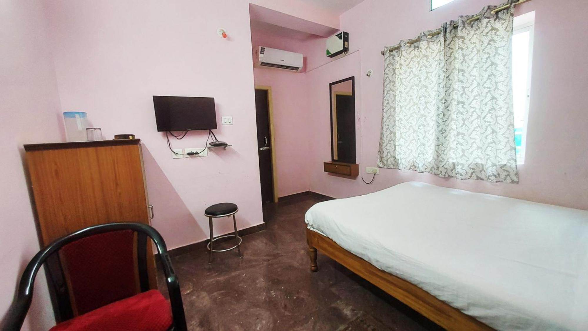 Hotel Planet 9 Near Sea Beach Best Choice Of Travellers By Morservices Puri