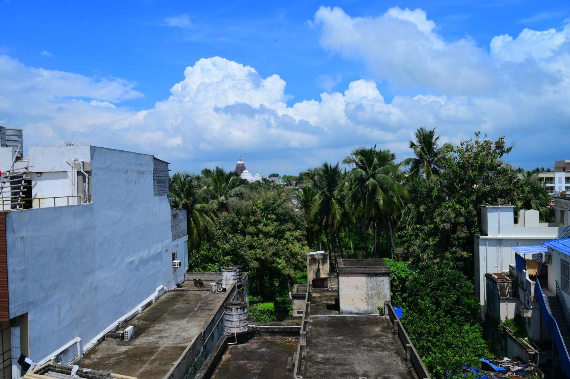 Hotel Mor Town -lift- Wifi With Restaurant Facilities- Near Temple & Golden Beach Best Selling & Best Choice Of Travellers