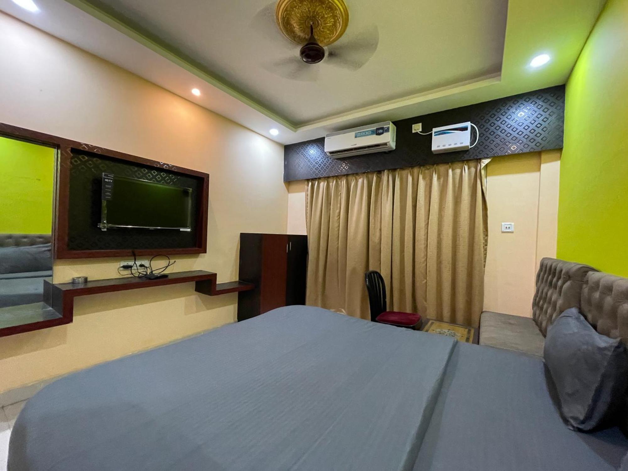 Hotel Seven By Seven Group