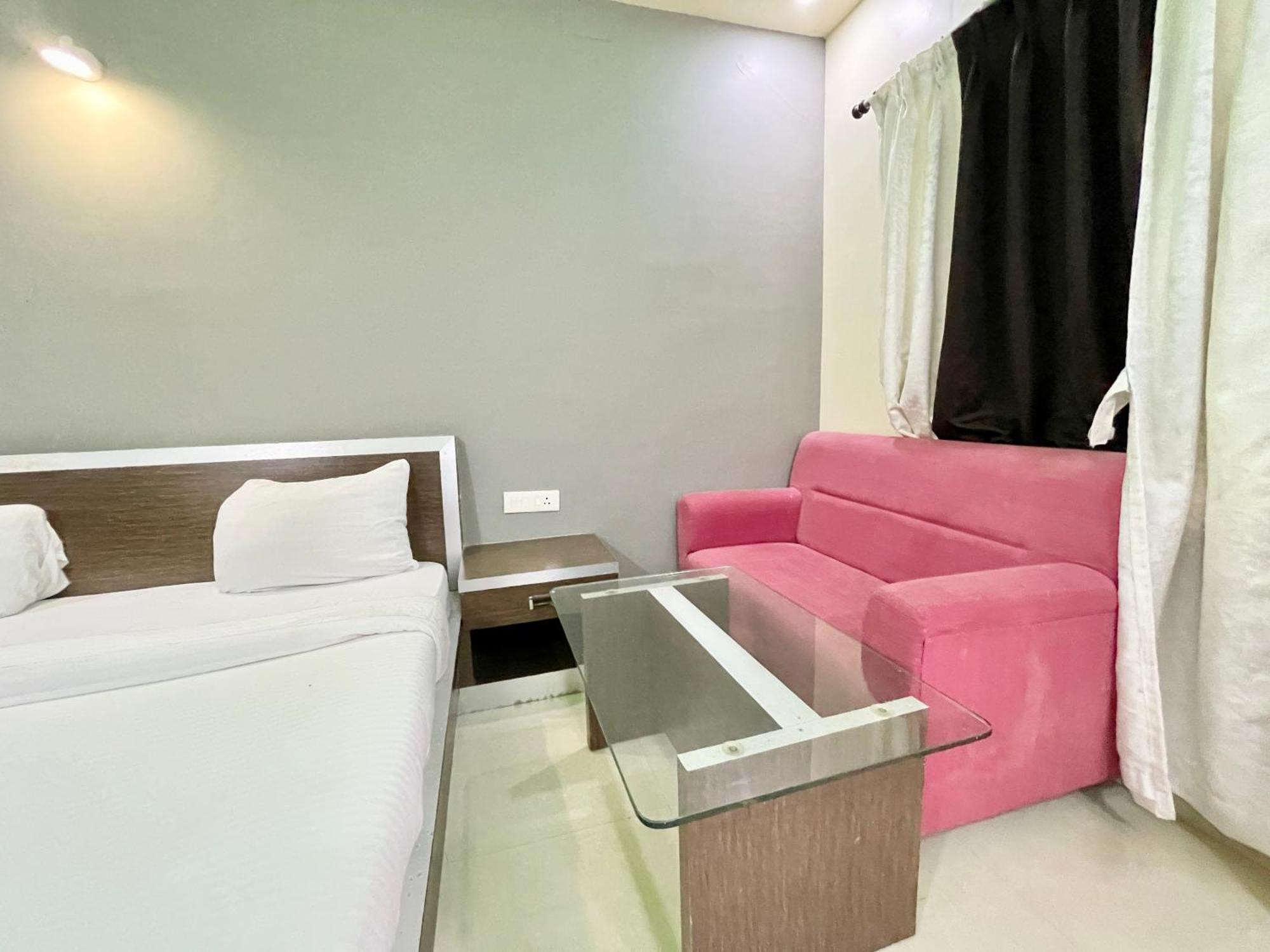 Hotel Close