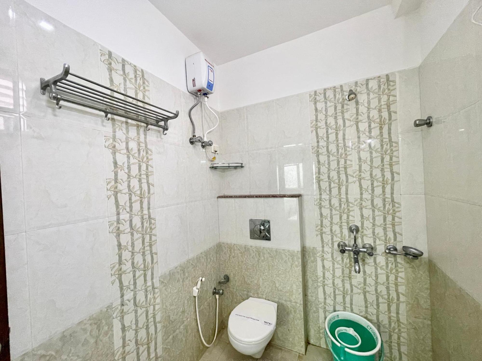 Close Hotel Puri