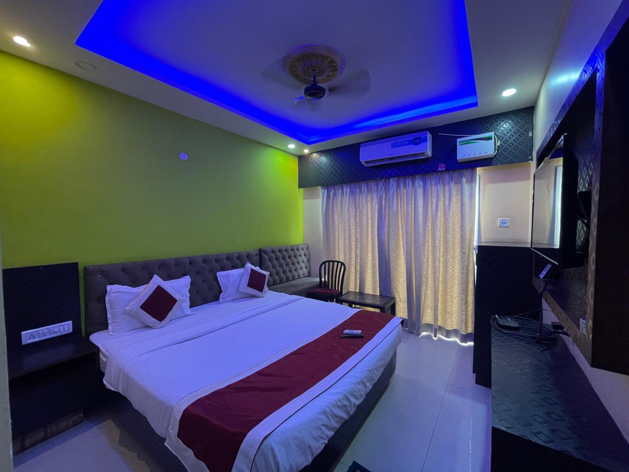 Seven By Seven Group Hotel Puri