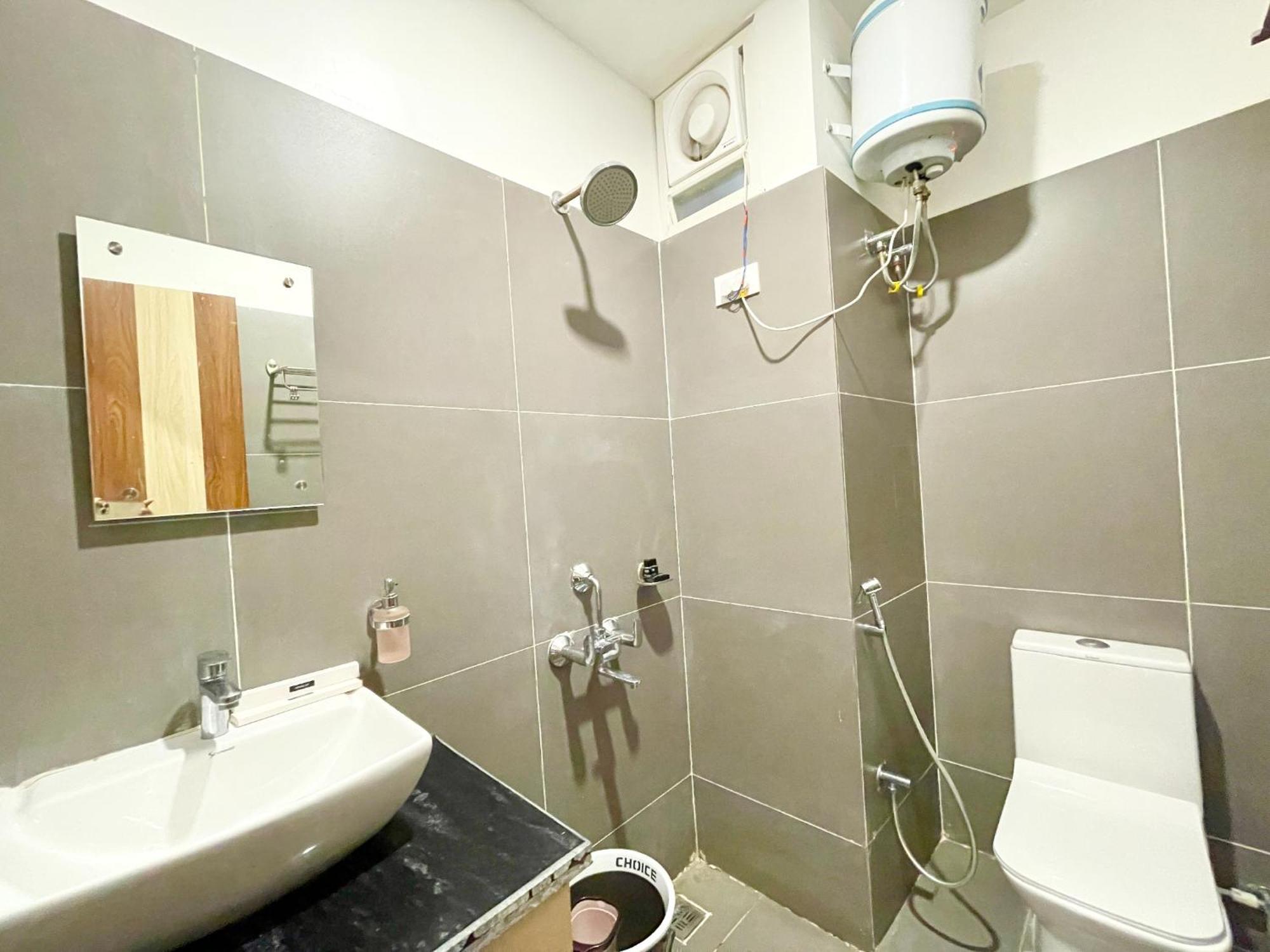 New Br Near Sea Hotel *