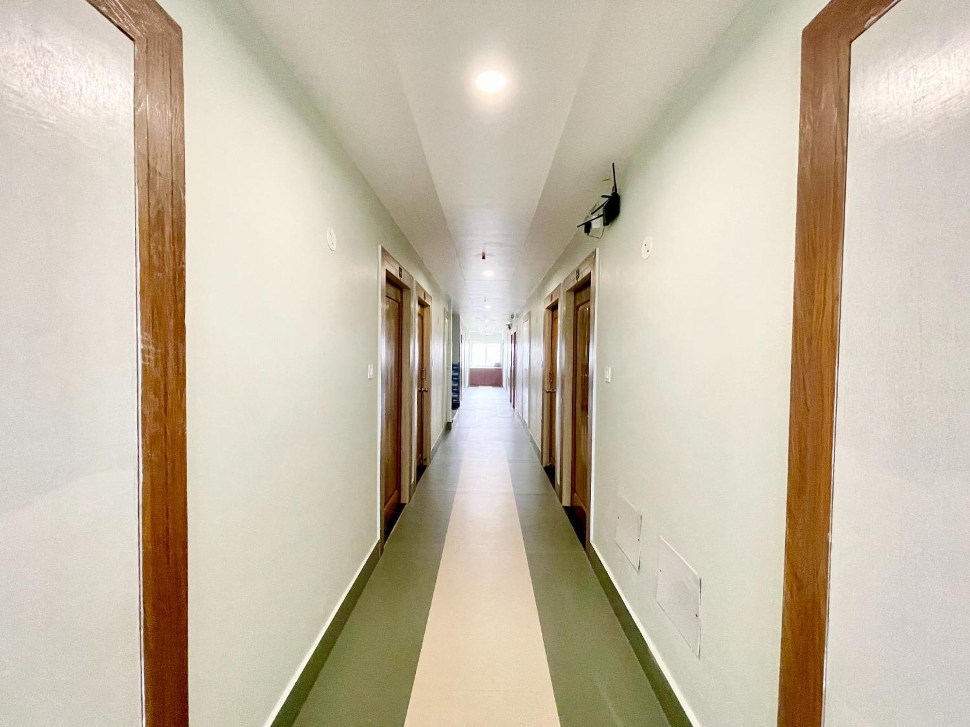 New Br Near Sea Hotel Puri