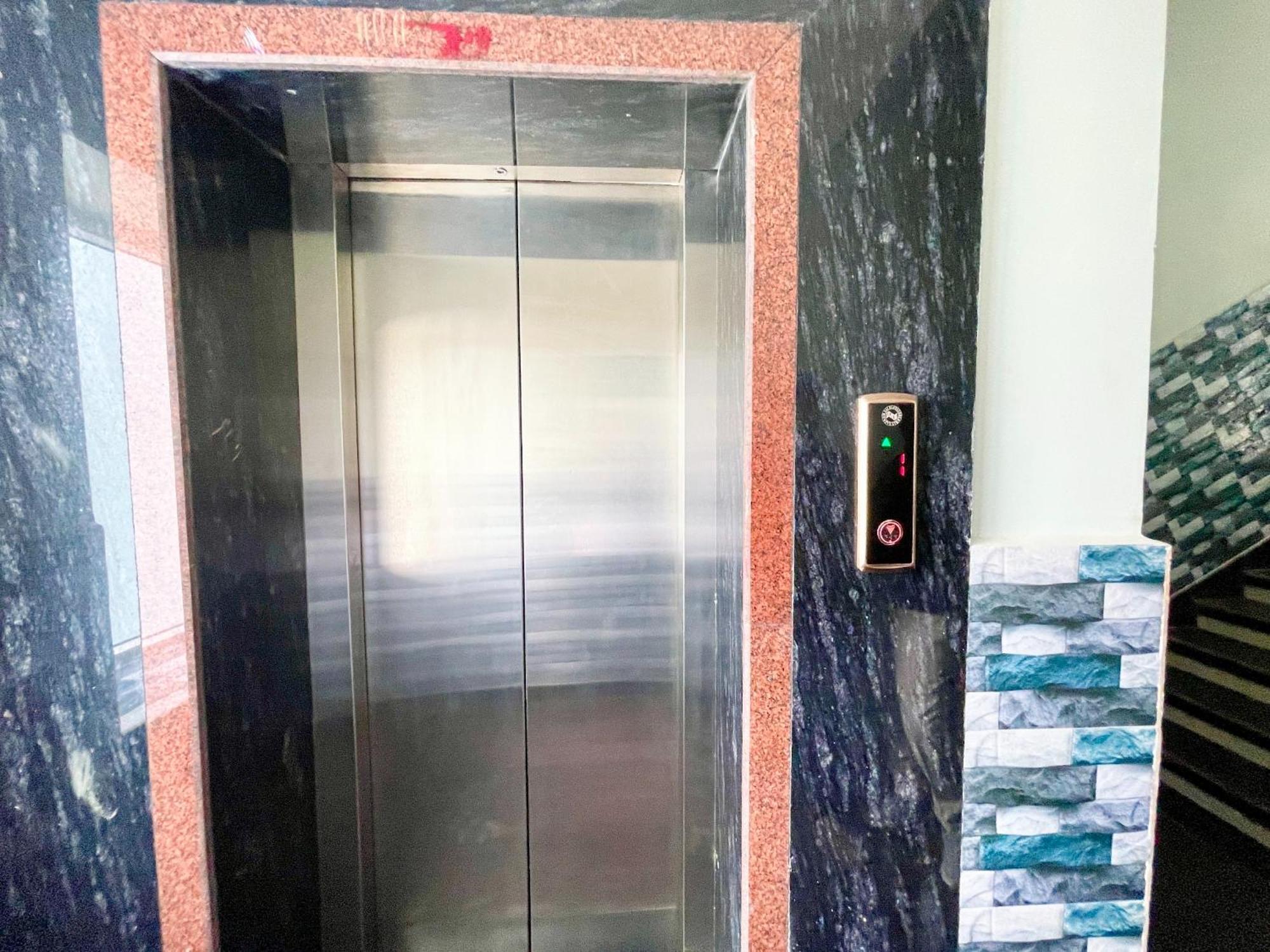 Hotel New Br Near Sea Puri
