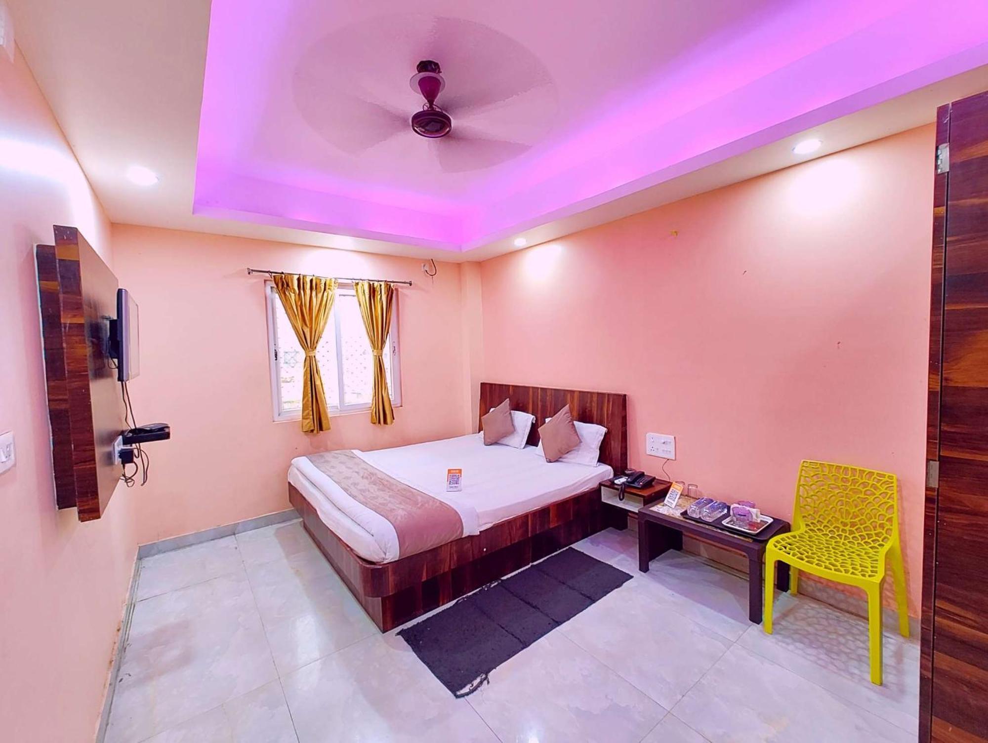 Hotel Sea View Luxury A R A D H A Y A Near Sea Beach