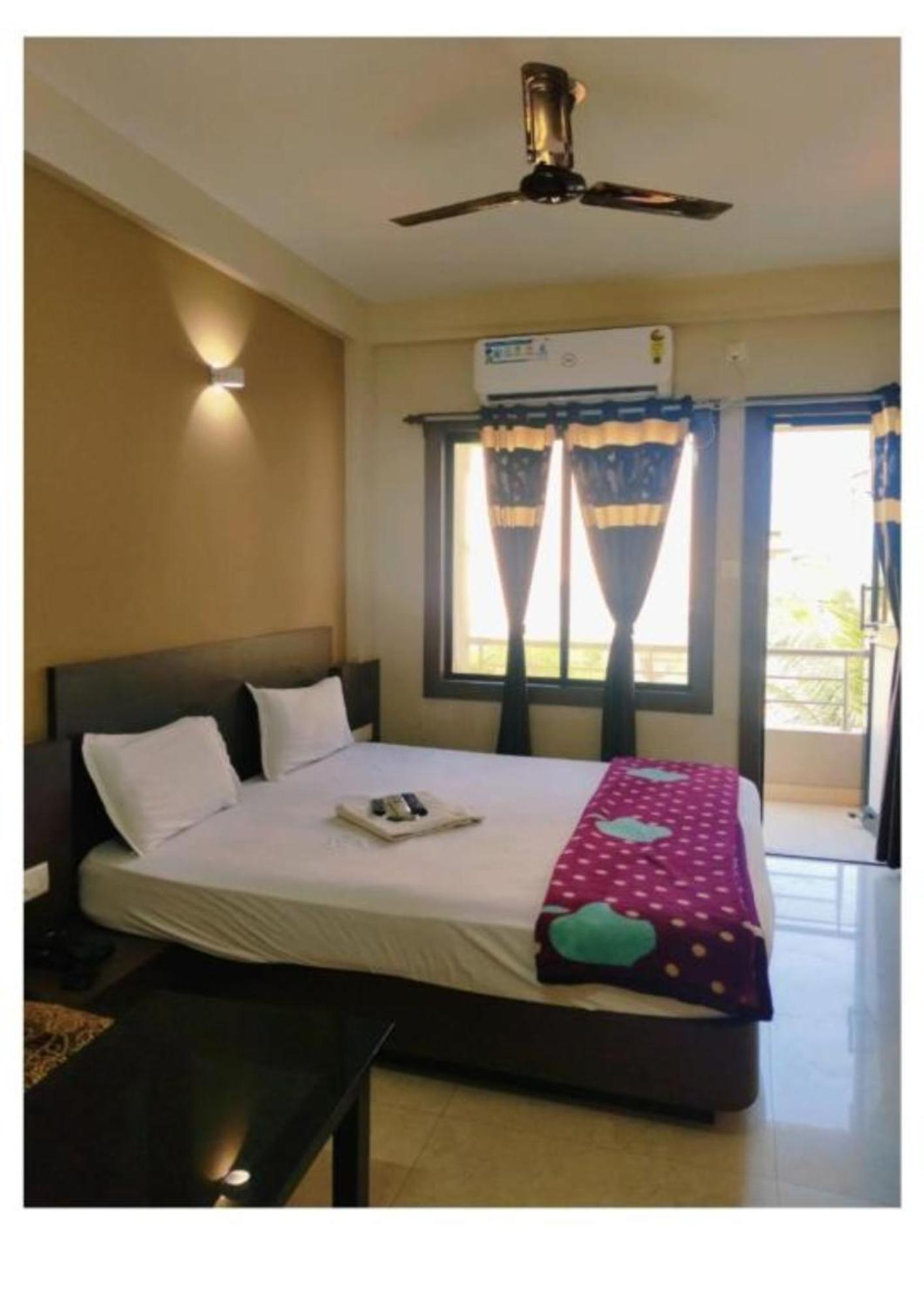 Hotel Uk Palace Near Sea Sea View - Luxury & Spacious - Near Temple With Prime Location Wifi- Lift And Parking Facilities - Book Now Puri