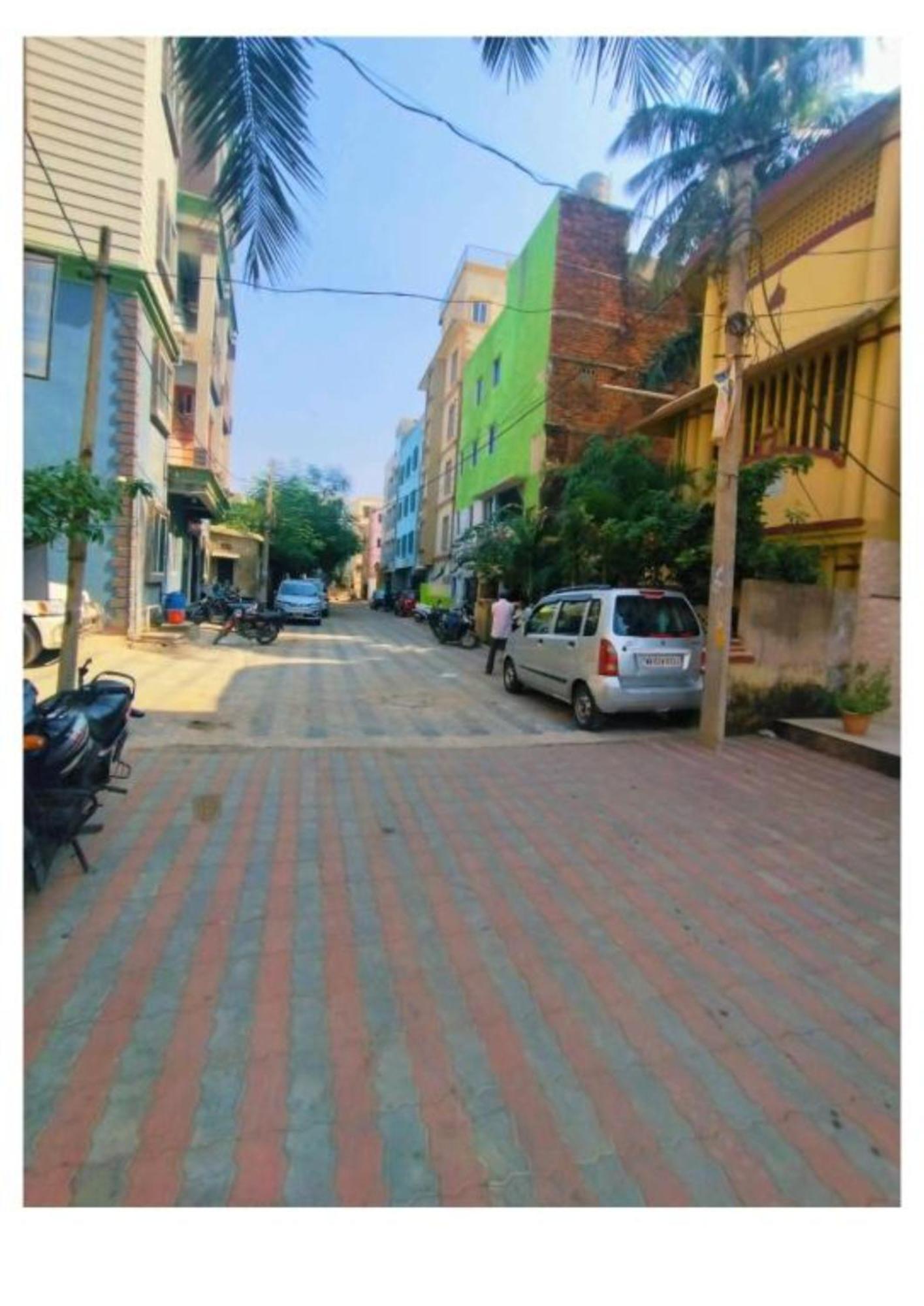 Uk Palace Near Sea Sea View - Luxury & Spacious - Near Temple With Prime Location Wifi- Lift And Parking Facilities - Book Now 4* Puri