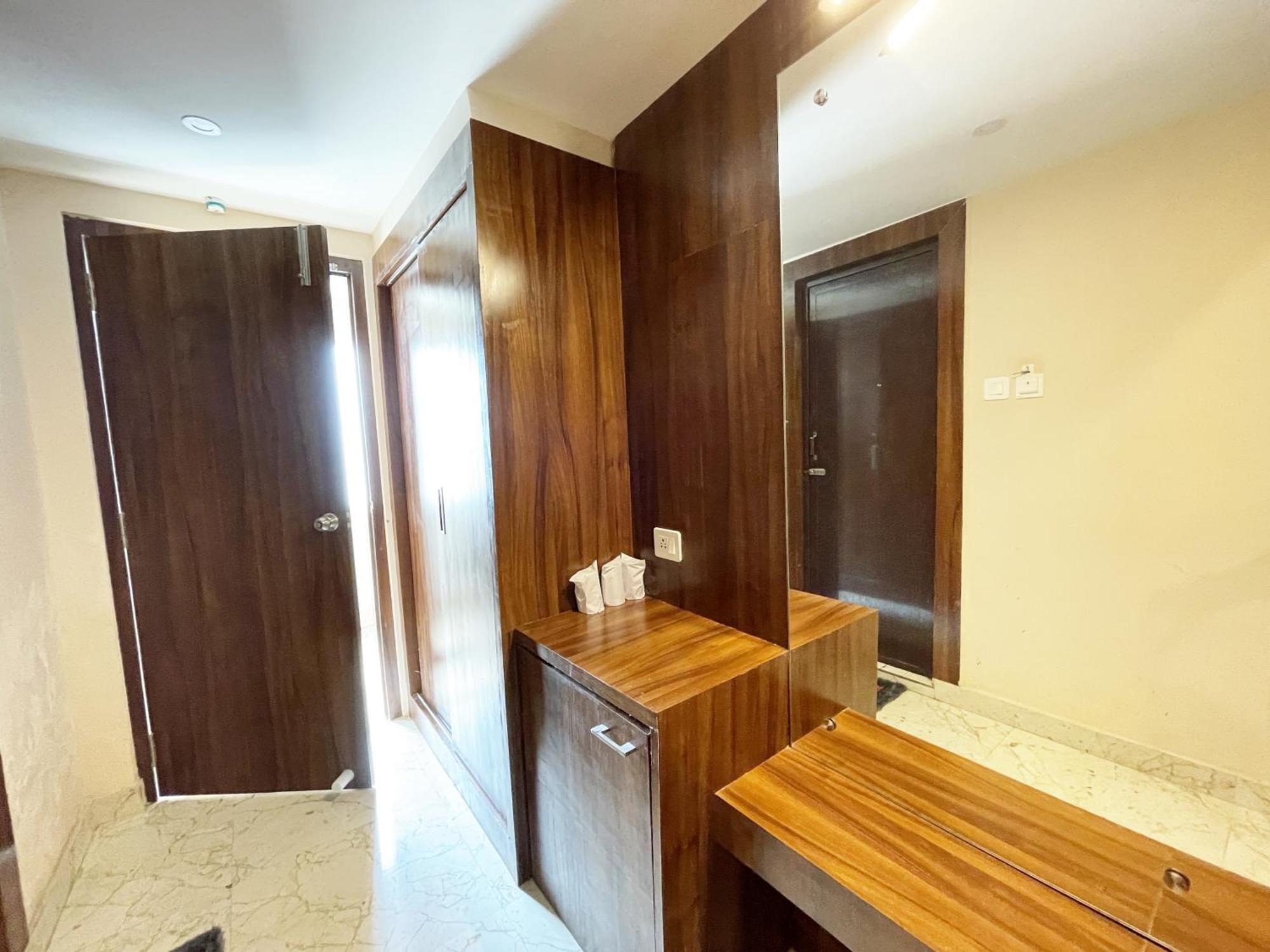 Golden New-ambika -palace,puri