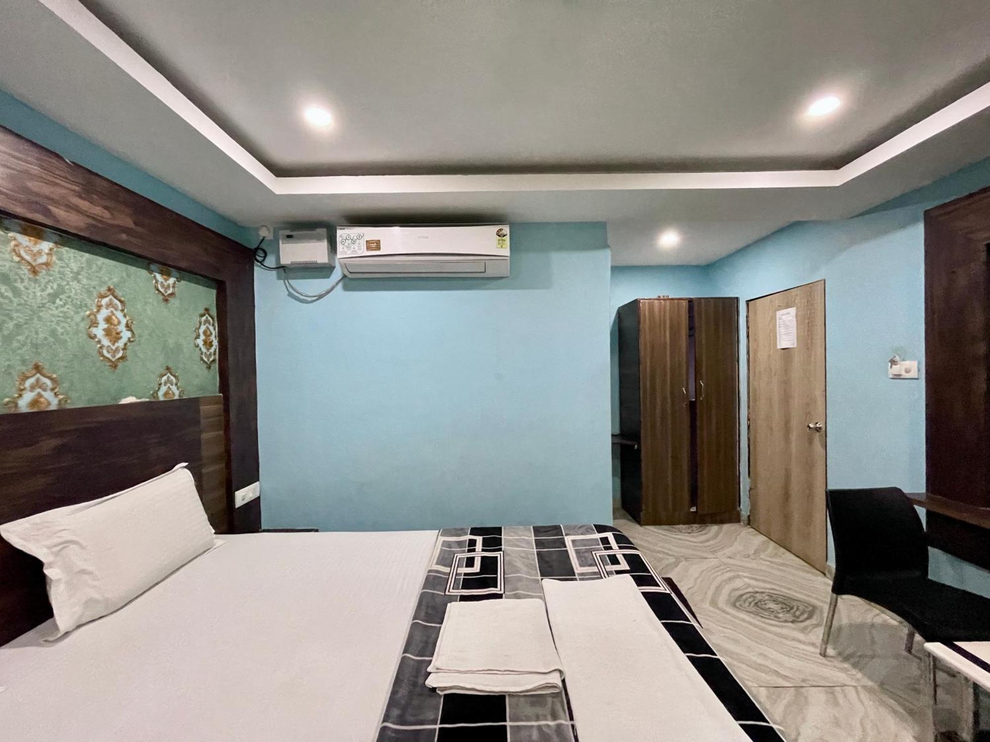 Hotel Golden New-ambika -palace,puri
