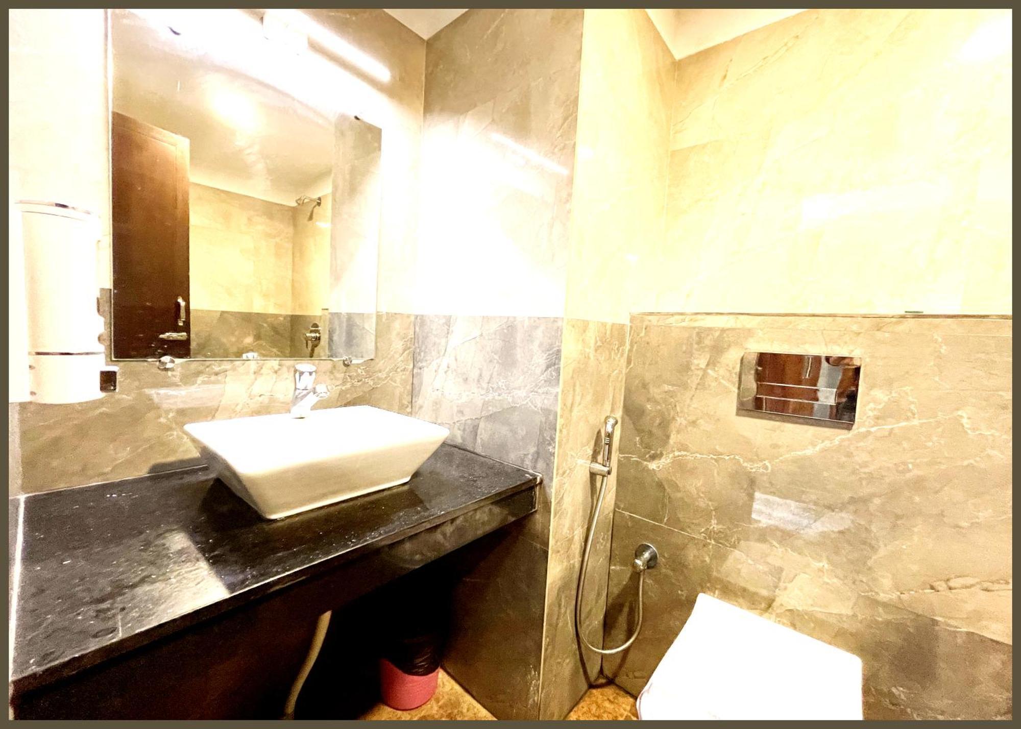 A-p Near-golden-sea-beach-and Temple-with-lift-wifi-restaurant-breakfast Included