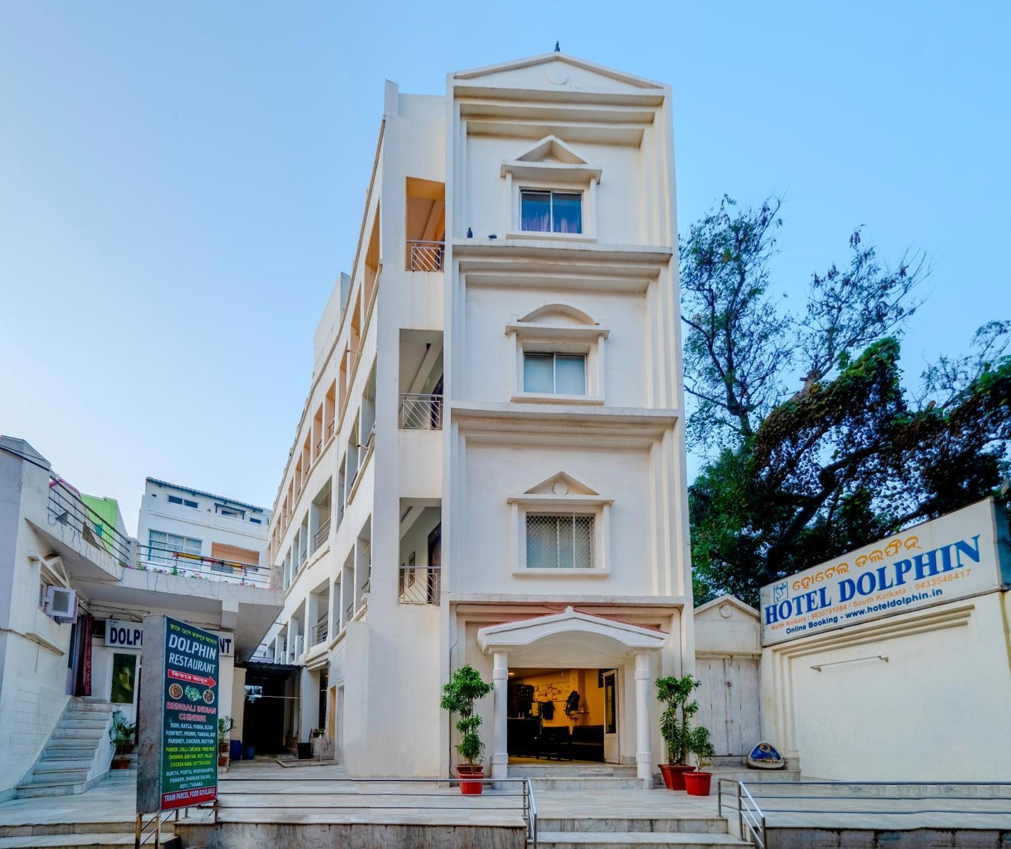 Hotel Dolphin *