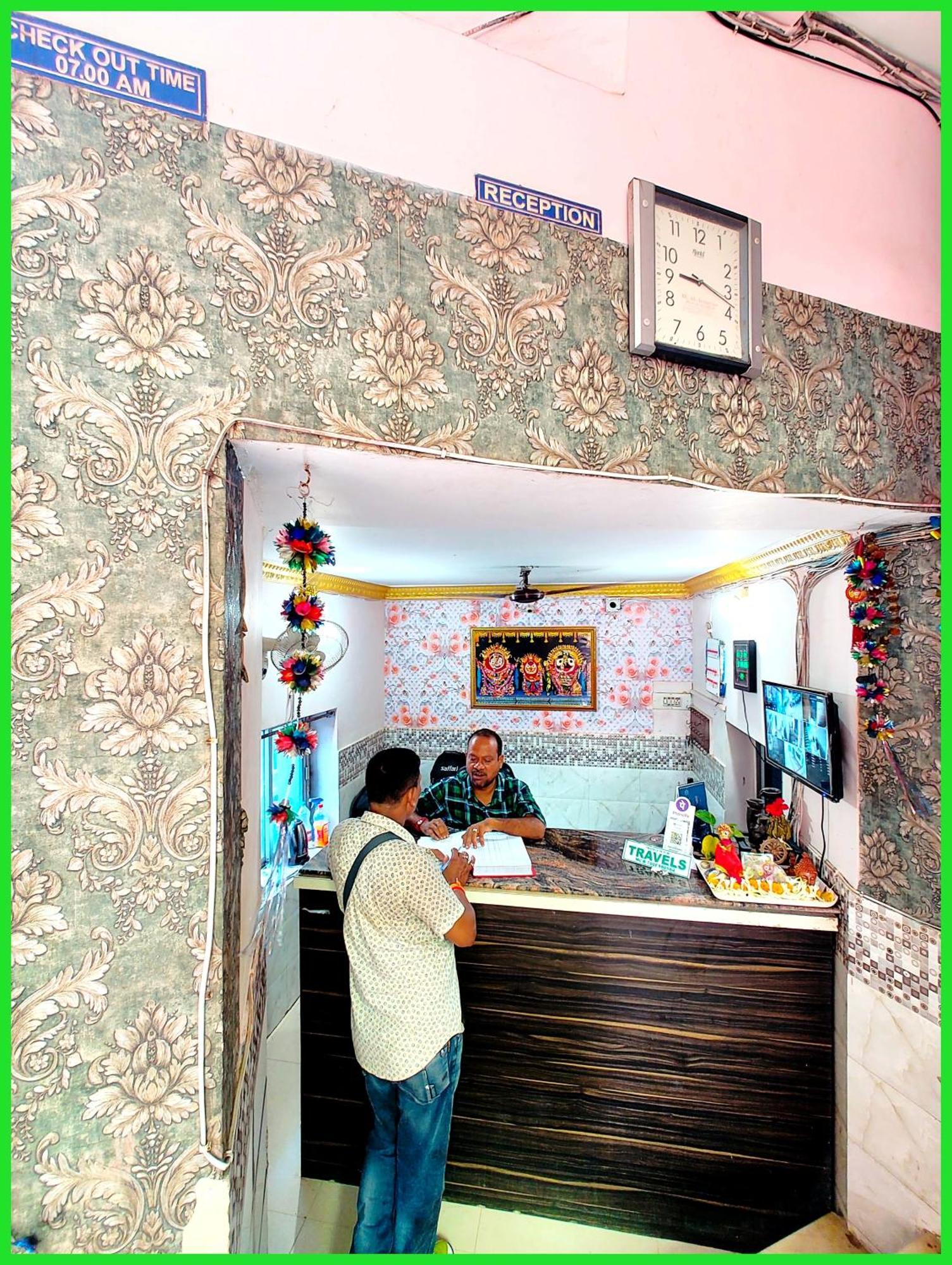 Hotel Beach Heaven Puri Near Golden Beach And Shree Jagannath Temple - Fully Air Conditioning Rooms - Good And Spacious Room - Excellent Customer Service Awarded - Best Seller Puri