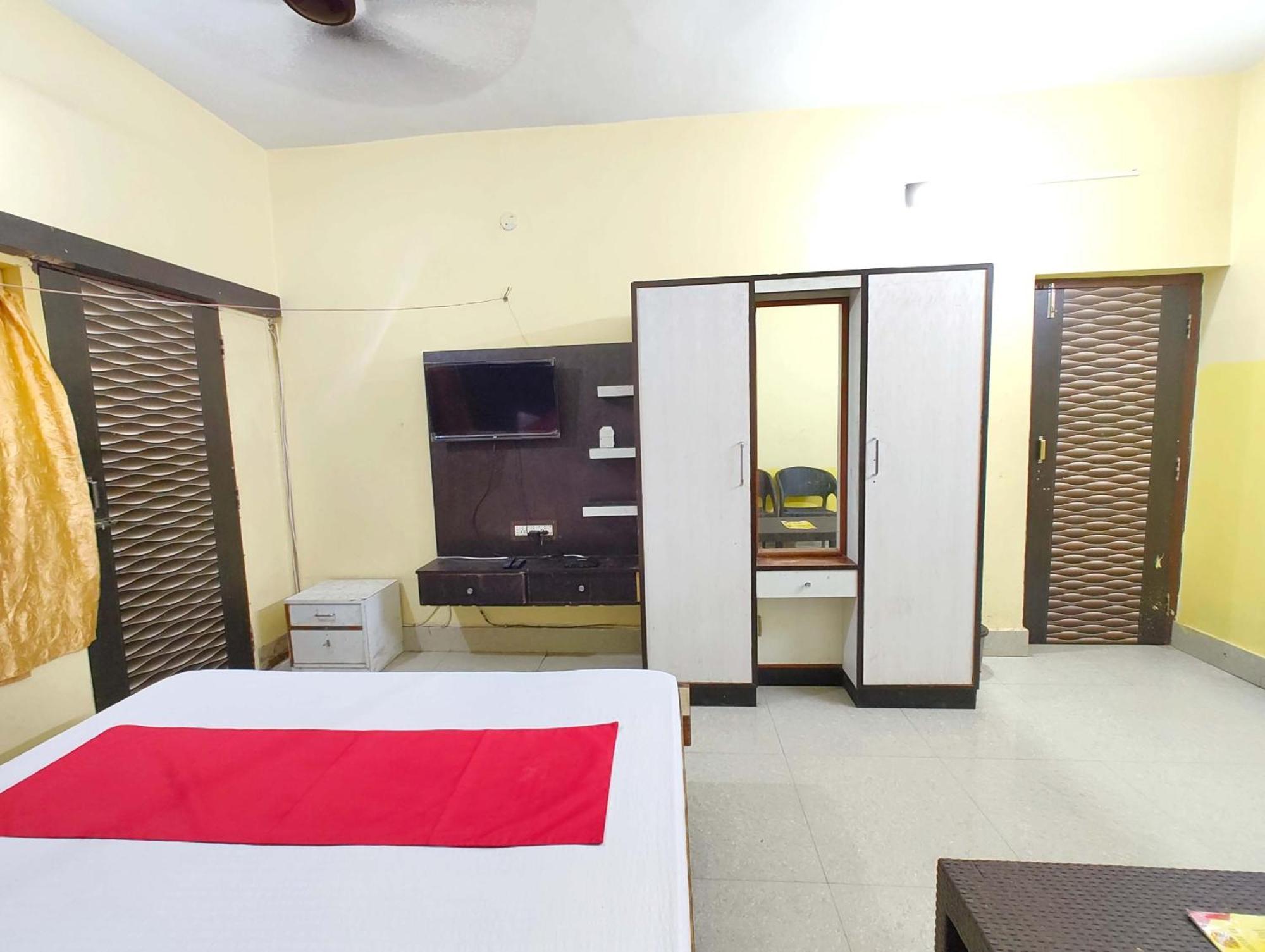 Moon Ct Road Near Sea And Jagannath Temple - Fully Air Conditioned - Good And Spacious - Excellent Service Recommended Hotel Puri