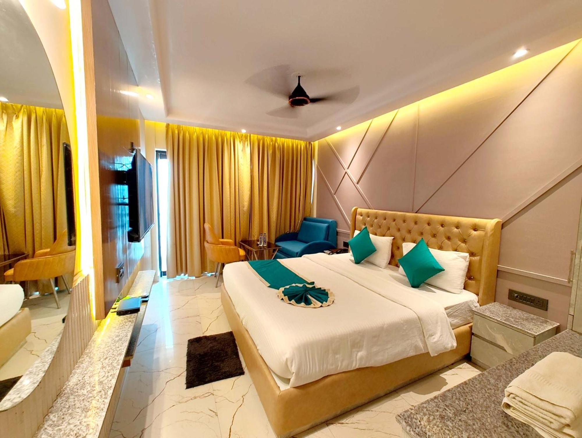 Sea View Hotel Dreamland Near Jagannath Temple - Lift-Wifi-Parking And Restaurant Facilities - All Room Sea Facing With Attached Balcony - Top Rated Luxuary Hotel In Puri Hotel Puri