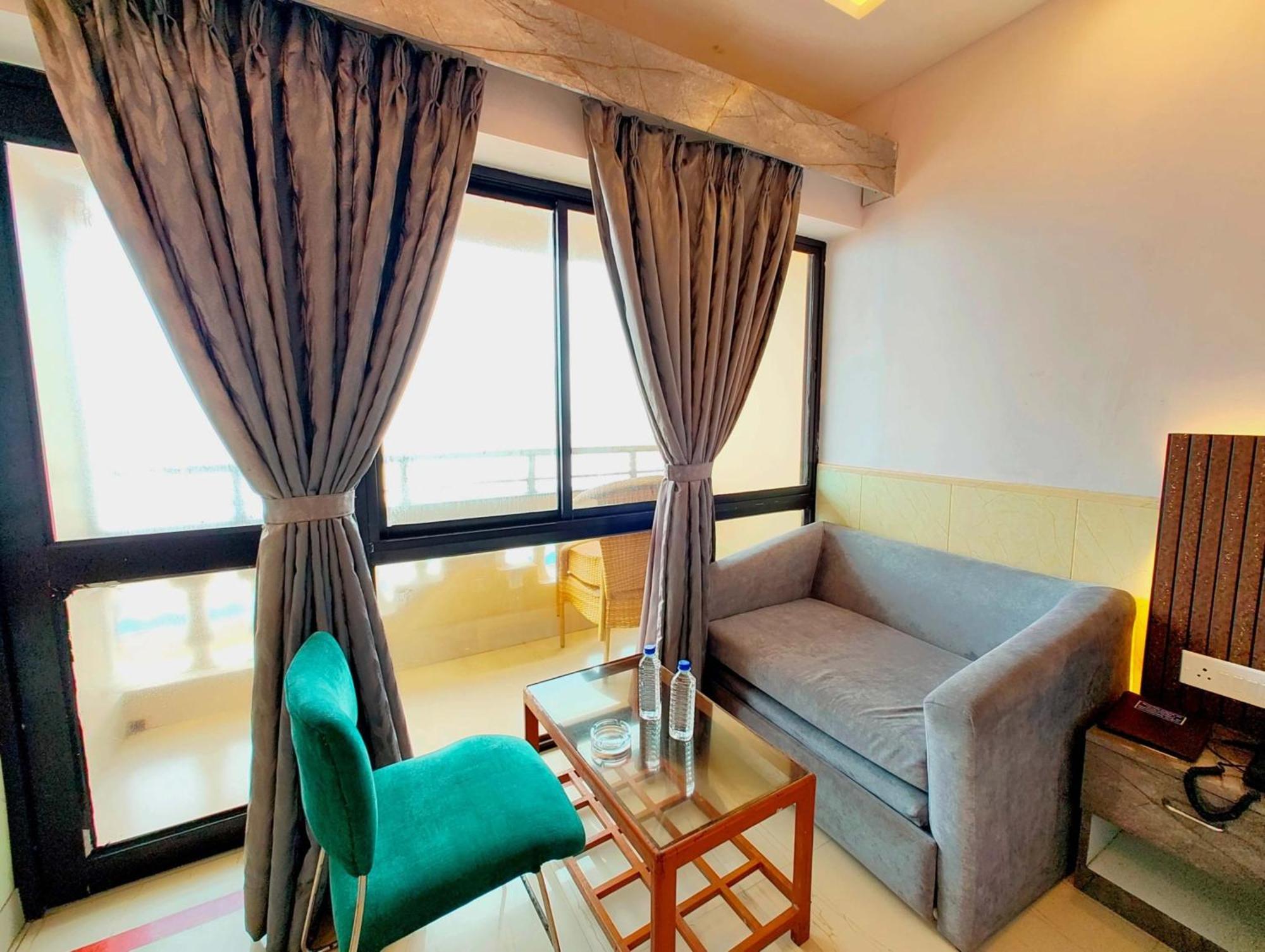 Sea View Hotel Dreamland Near Jagannath Temple - Lift-Wifi-Parking And Restaurant Facilities - All Room Sea Facing With Attached Balcony - Top Rated Luxuary Hotel In Puri 4*
