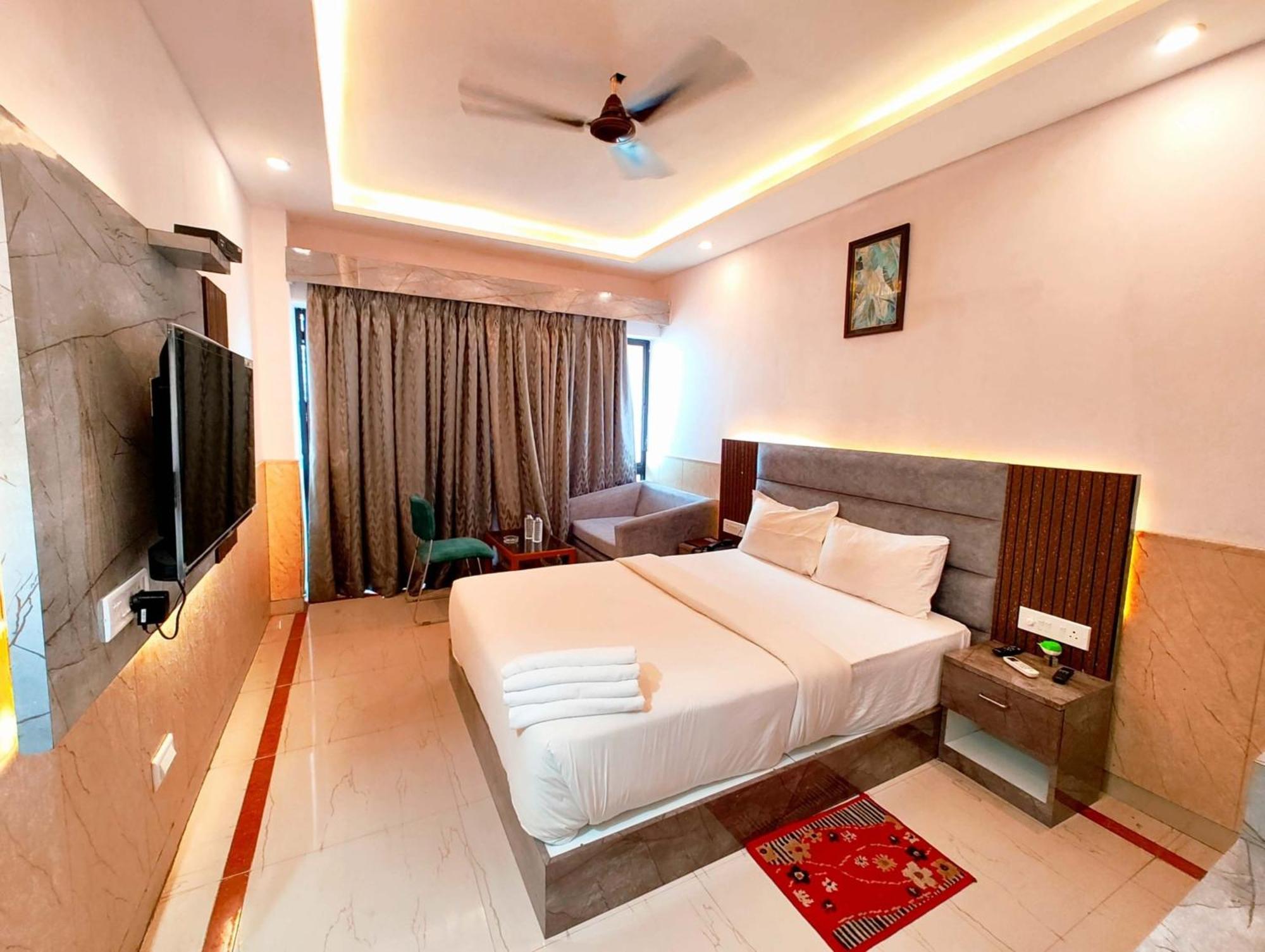 Sea View Hotel Dreamland Near Jagannath Temple - Lift-Wifi-Parking And Restaurant Facilities - All Room Sea Facing With Attached Balcony - Top Rated Luxuary Hotel In Puri Hotel Puri