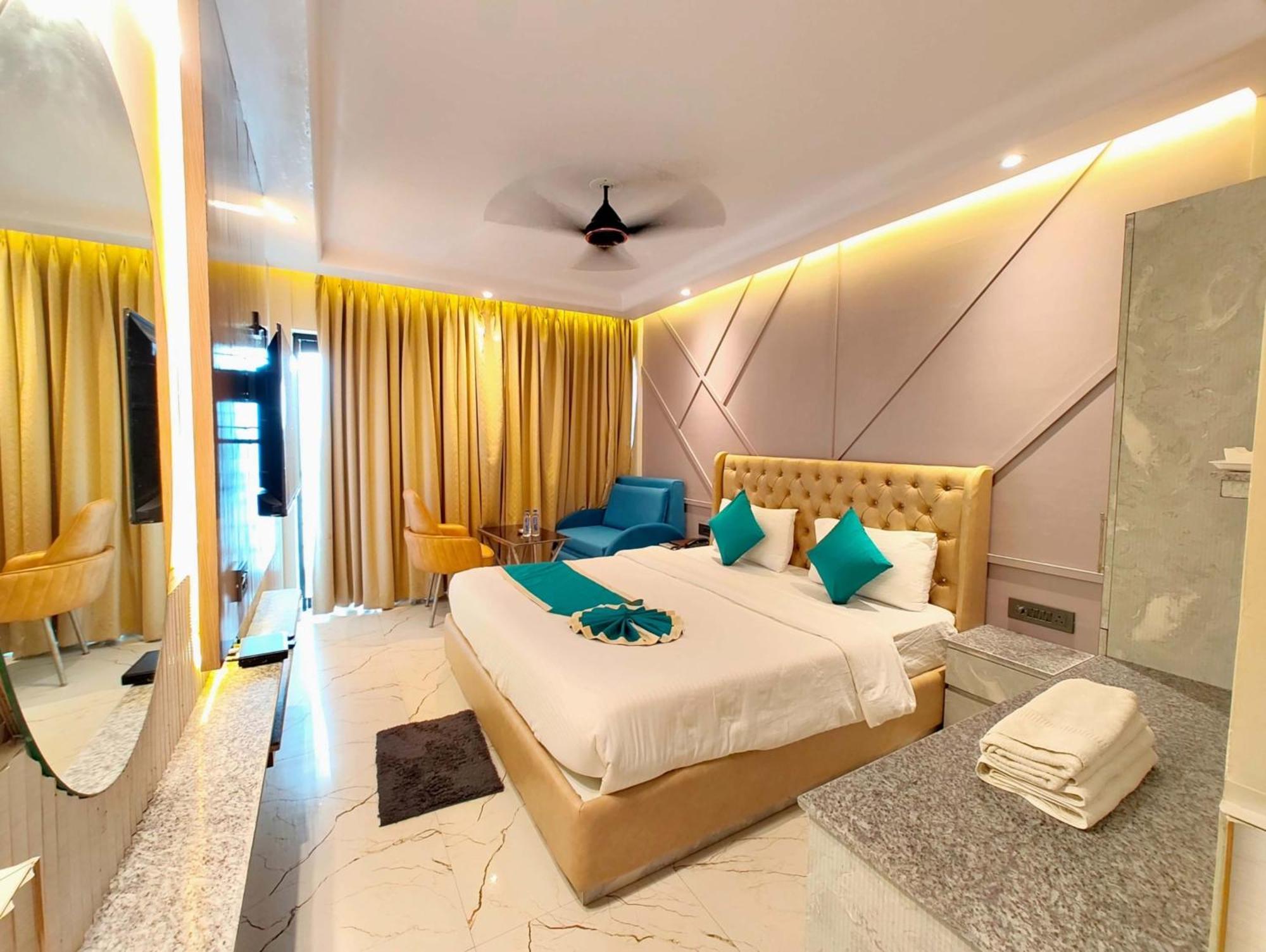 Sea View Hotel Dreamland Near Jagannath Temple - Lift-Wifi-Parking And Restaurant Facilities - All Room Sea Facing With Attached Balcony - Top Rated Luxuary Hotel In Puri 4*