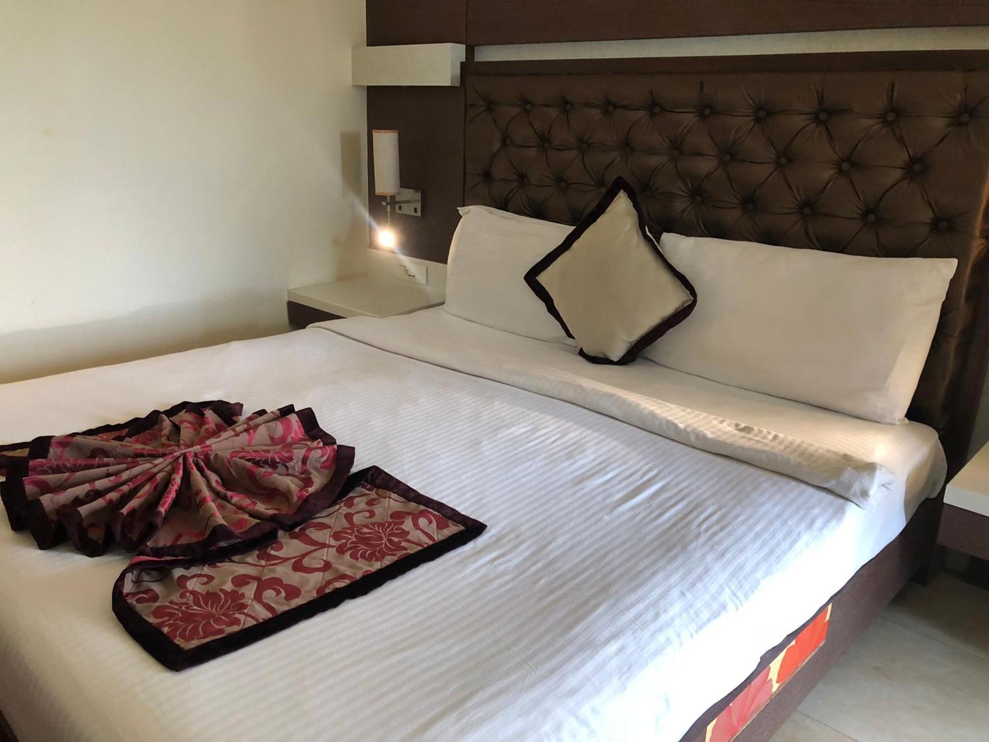 The Chariot And Resort