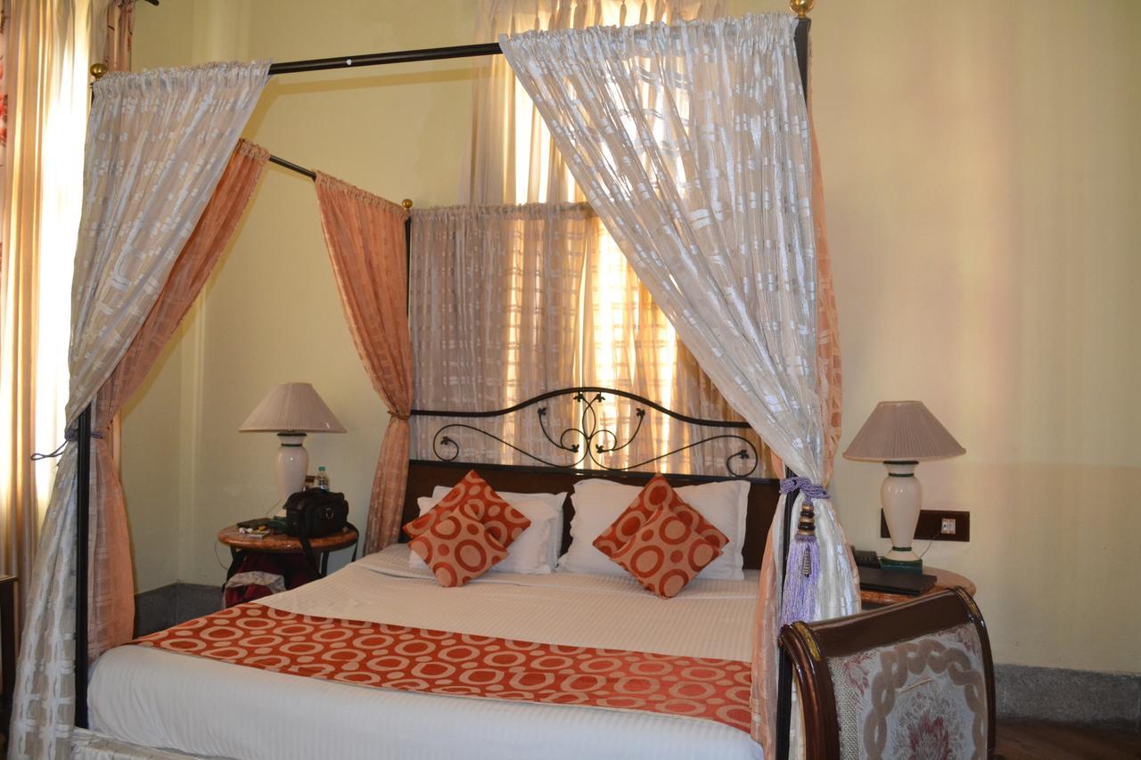 Hotel Mahodadhi Palace Puri